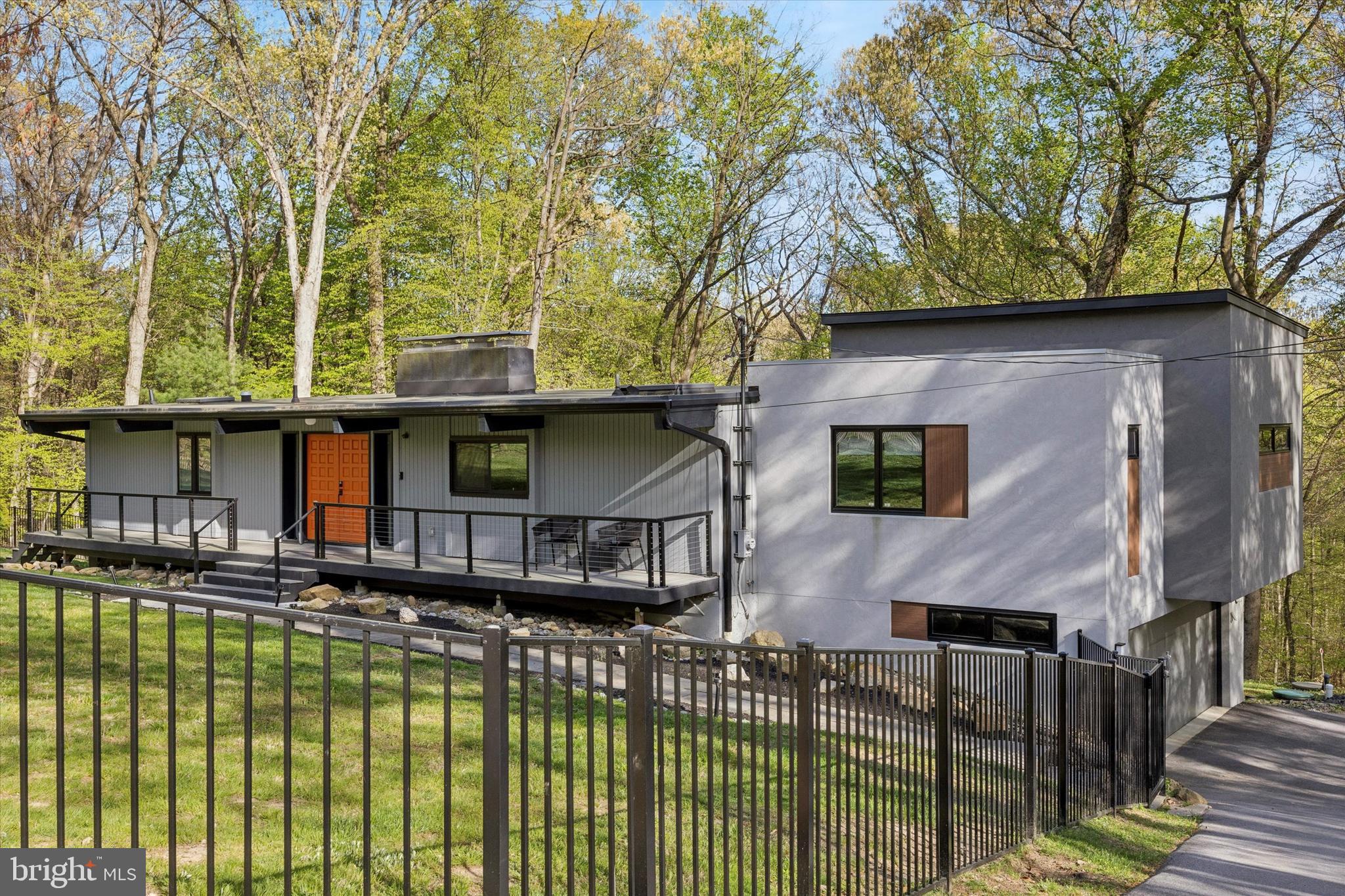 VALLEY FORGE MTN - Residential