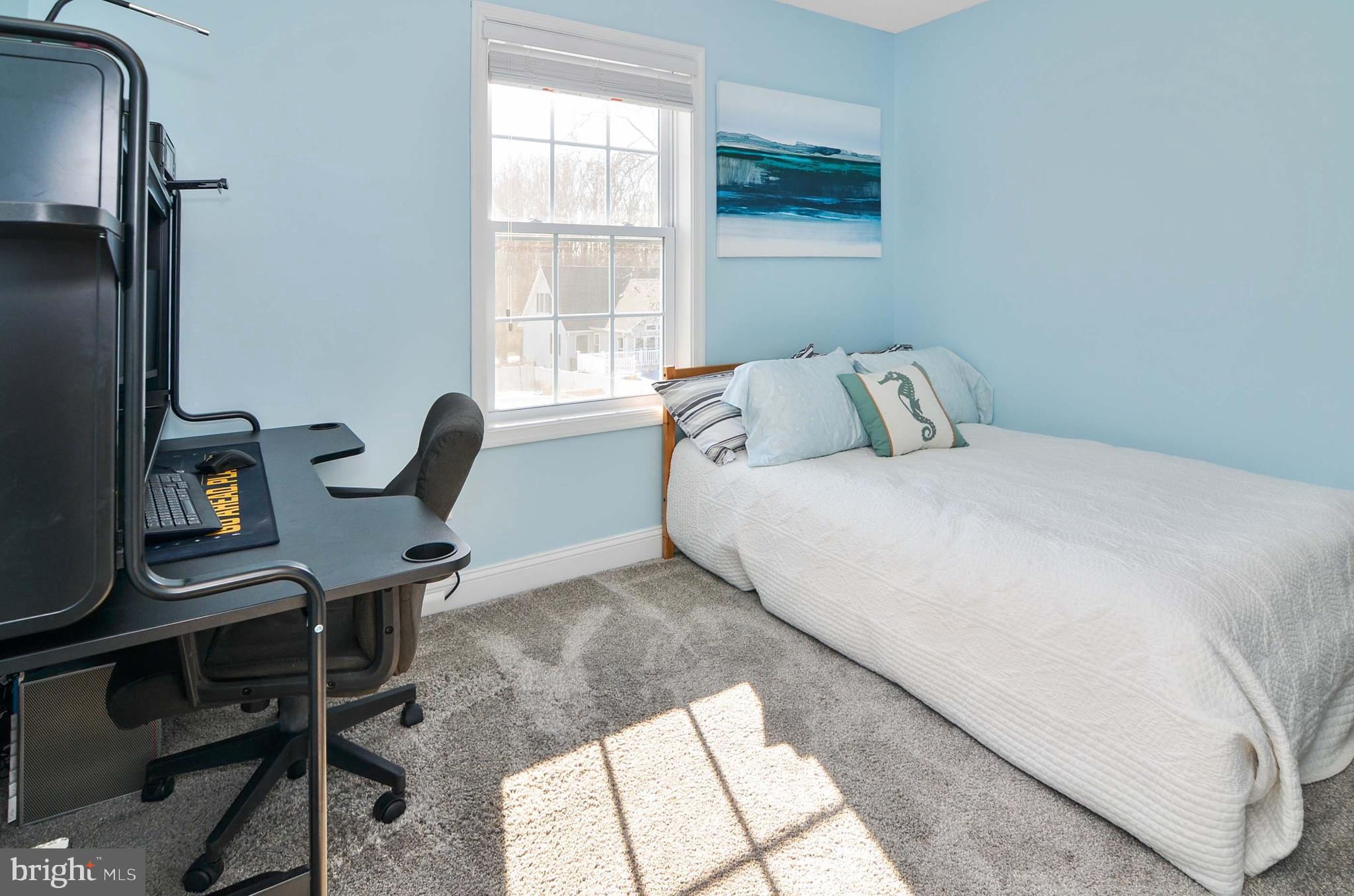 ROCKAWAY BEACH - Residential