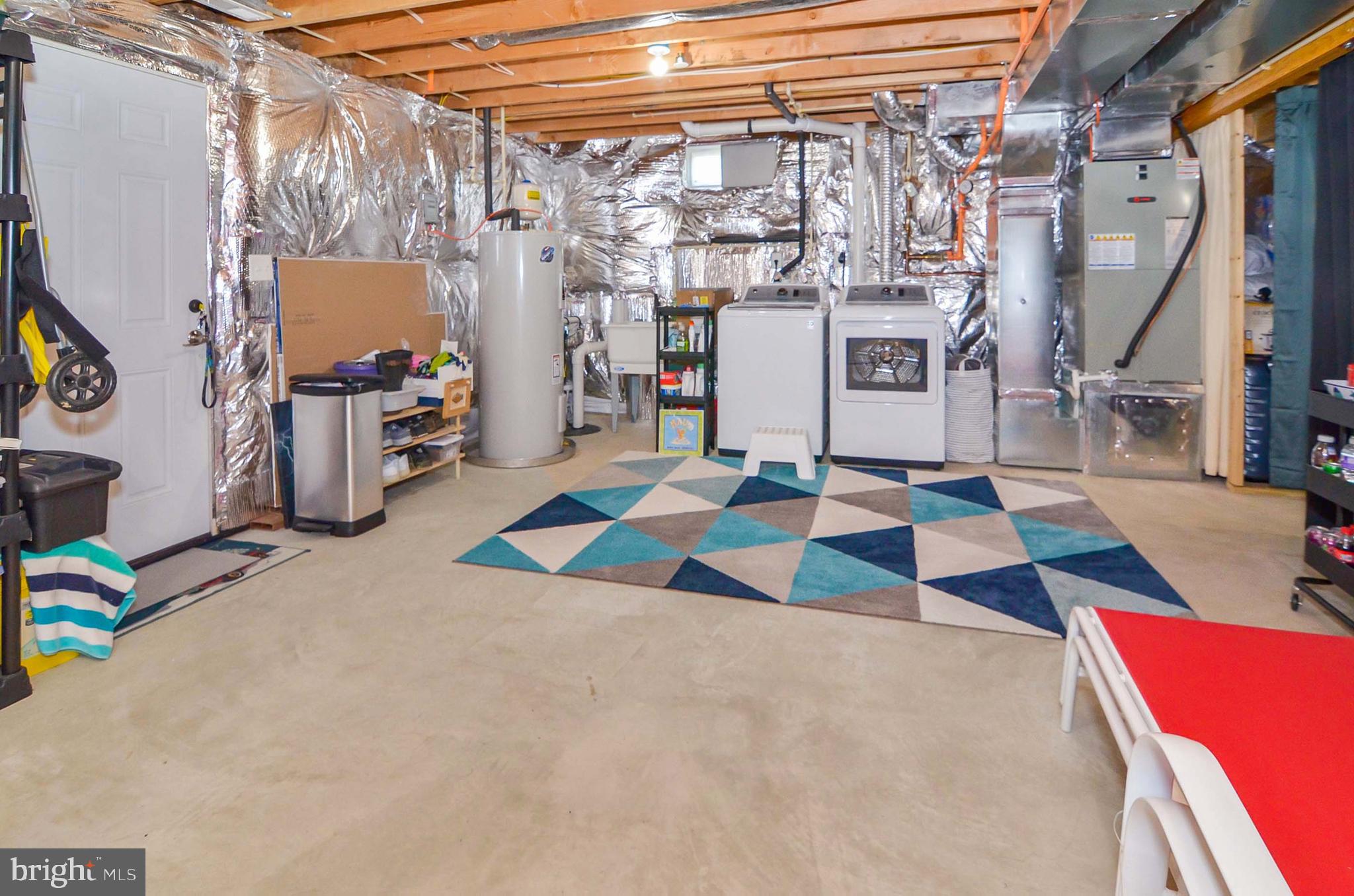 ROCKAWAY BEACH - Residential