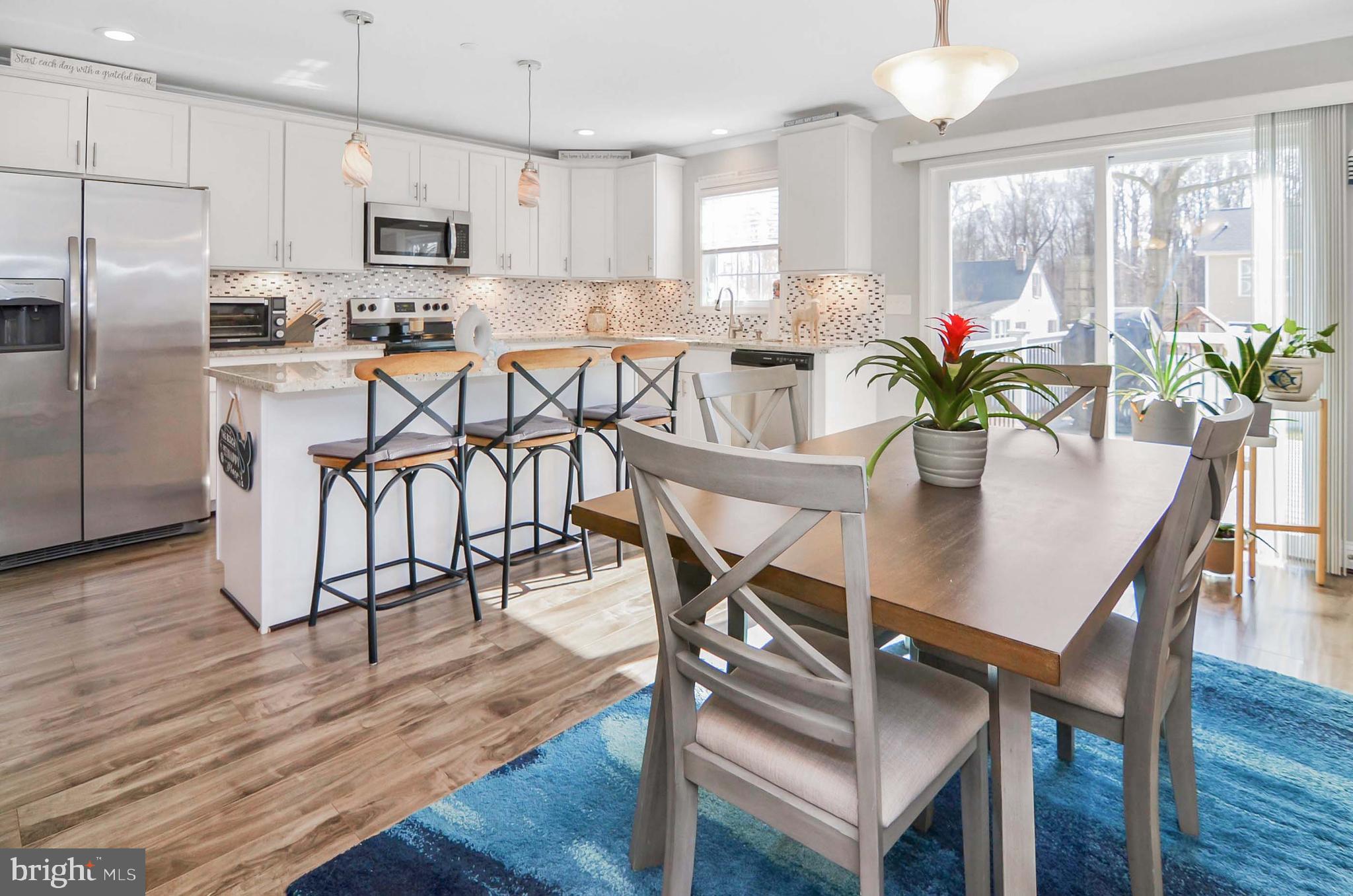 ROCKAWAY BEACH - Residential