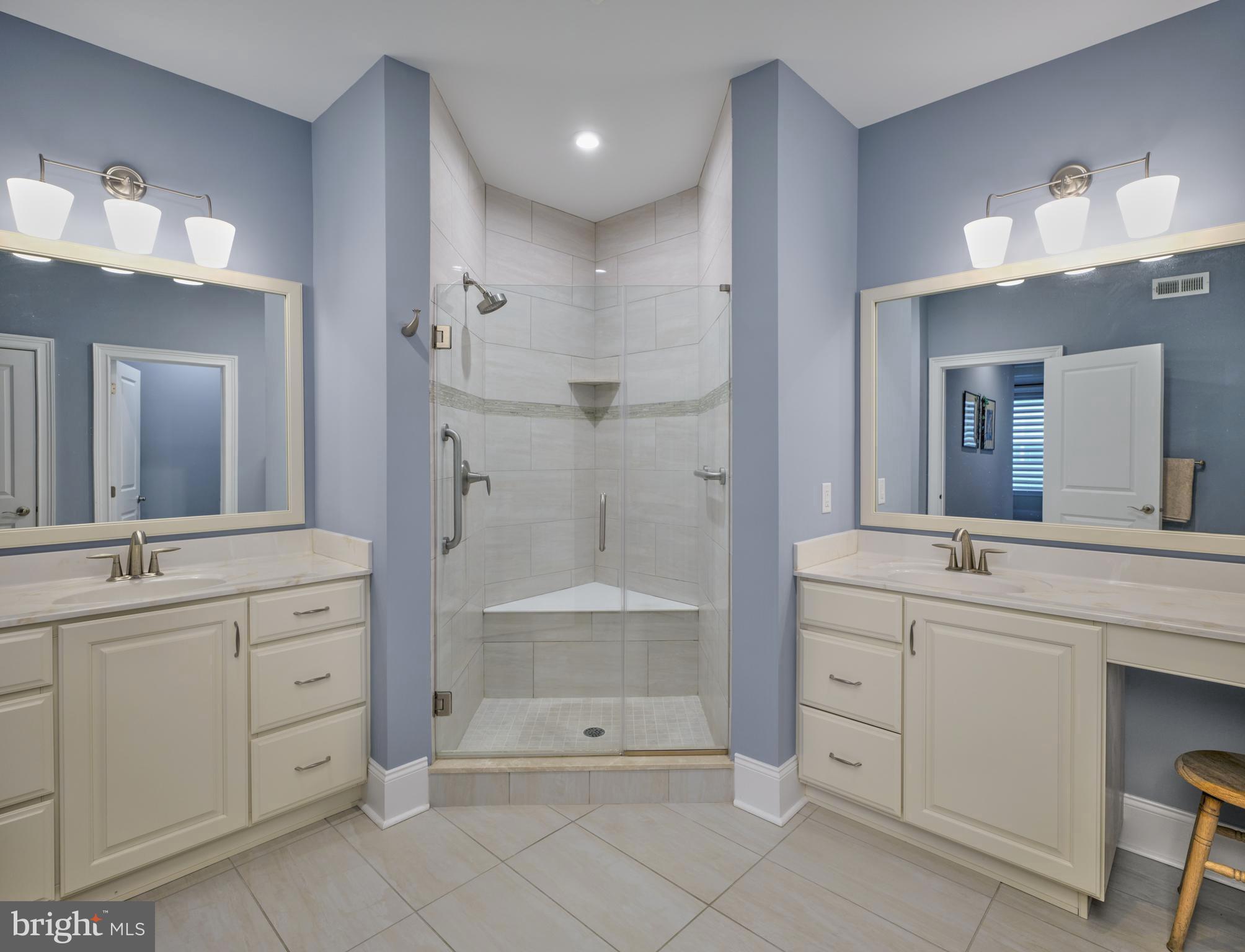 REGENCY AT HILLTOWN - Residential