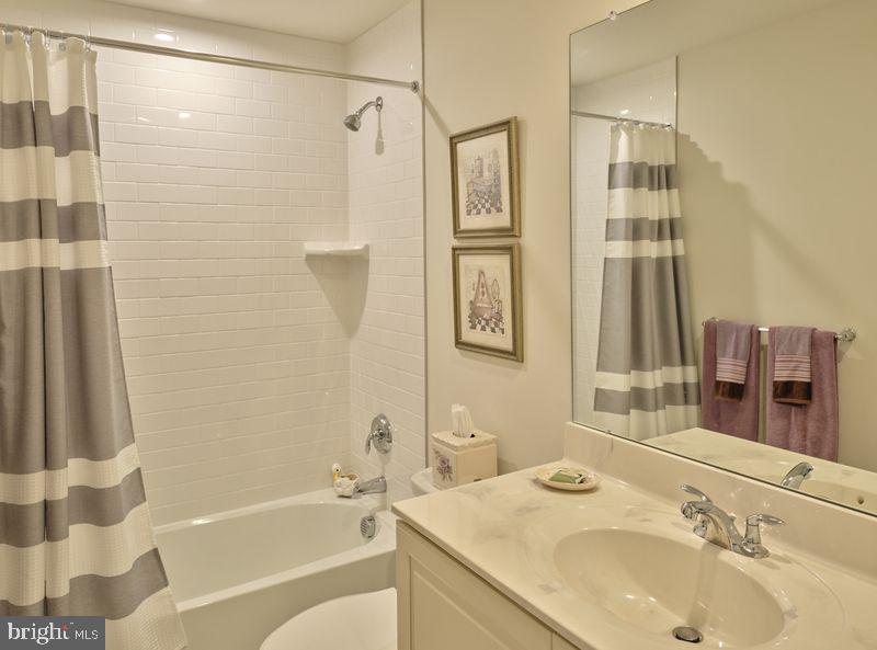 REGENCY AT HILLTOWN - Residential