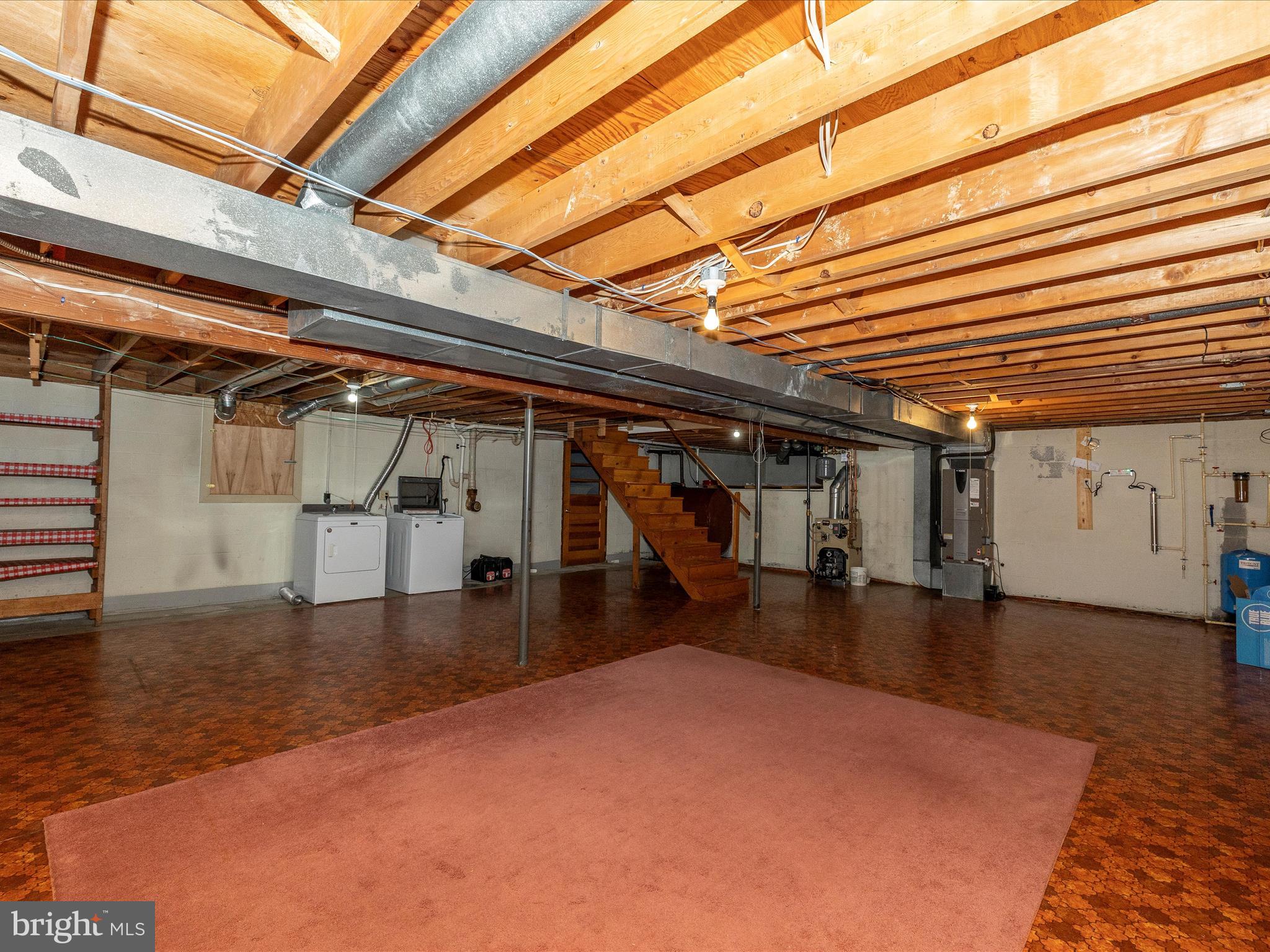 WISPERREN OAKS - Residential