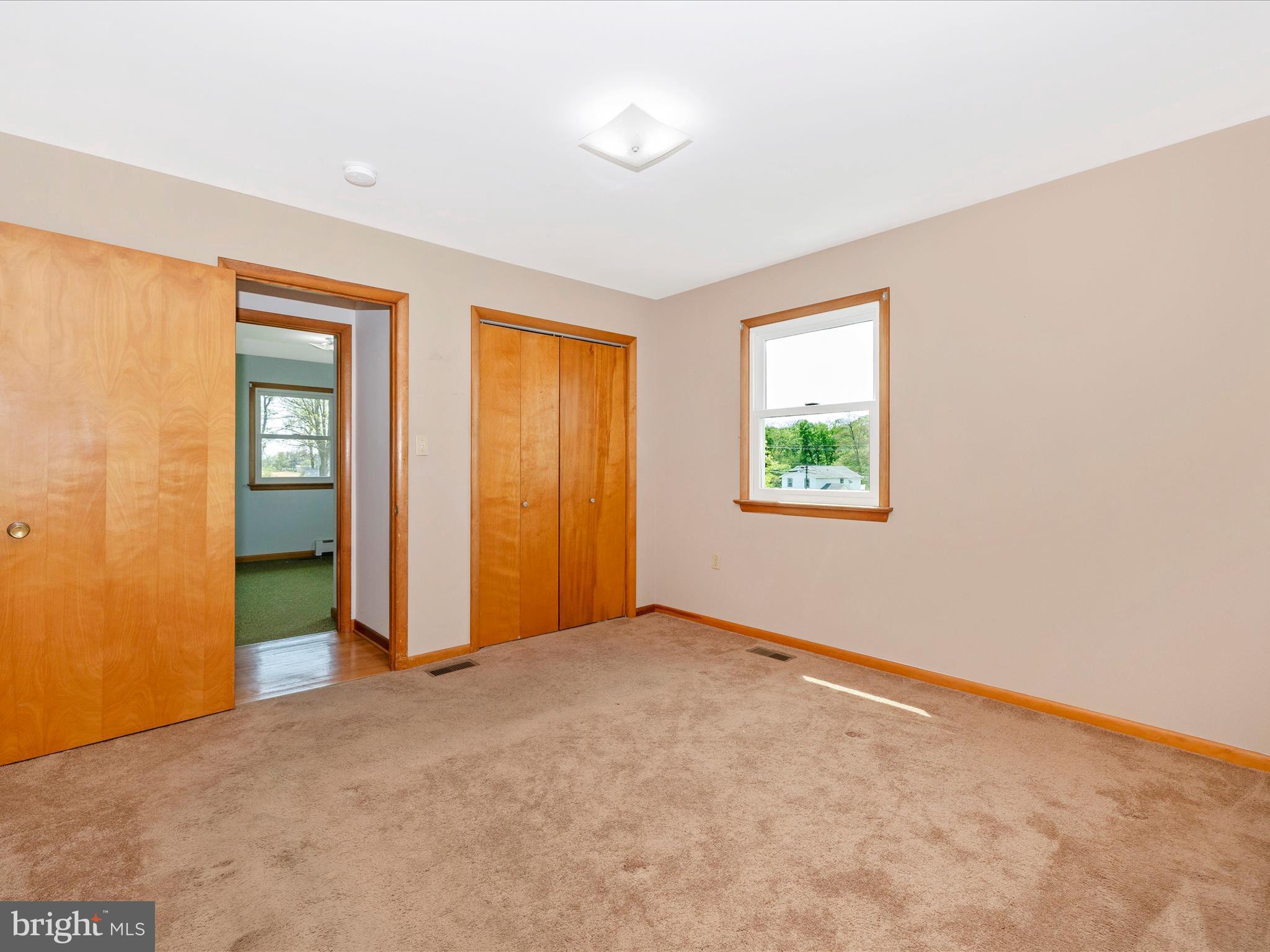 WISPERREN OAKS - Residential