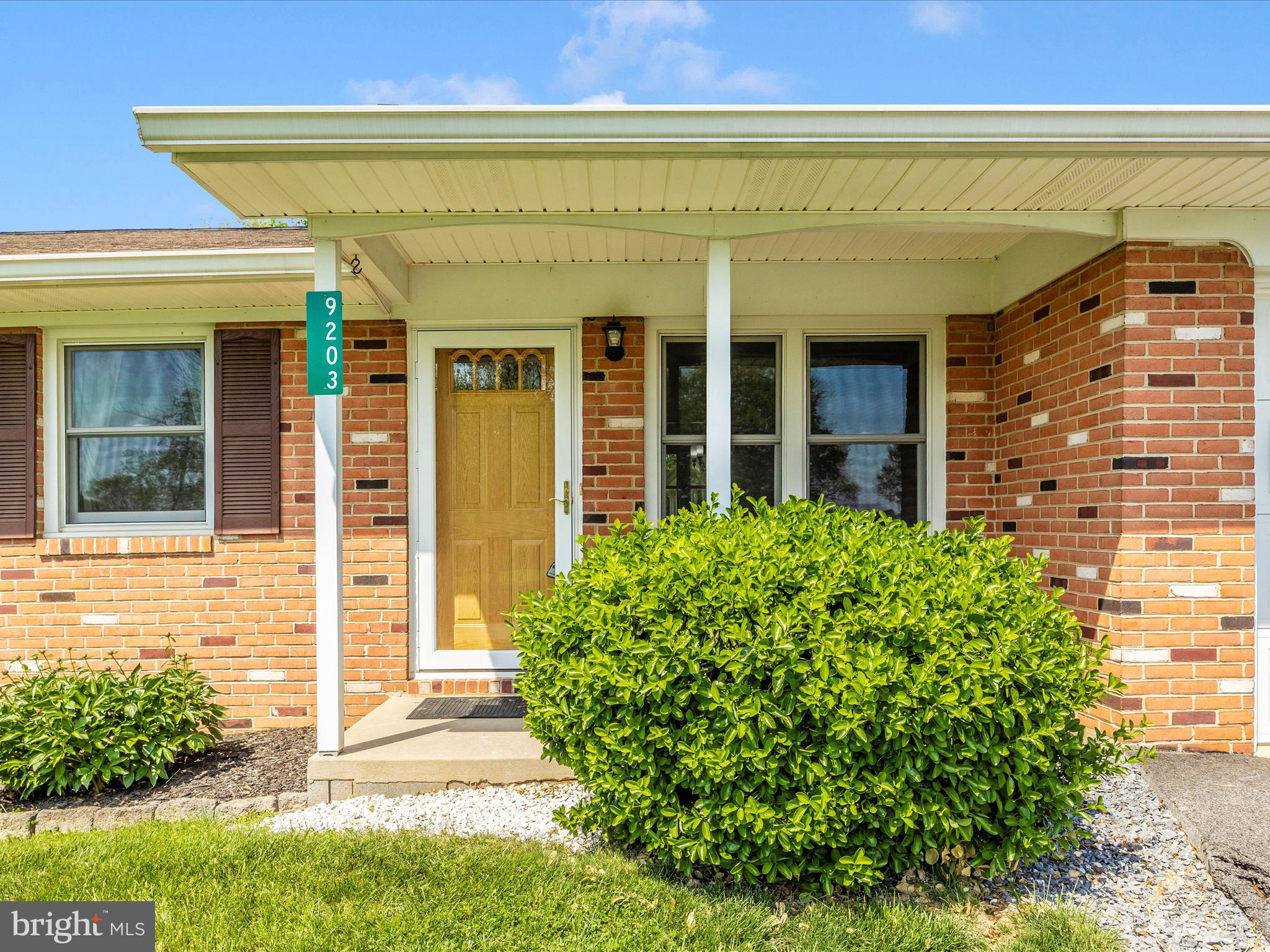 WISPERREN OAKS - Residential