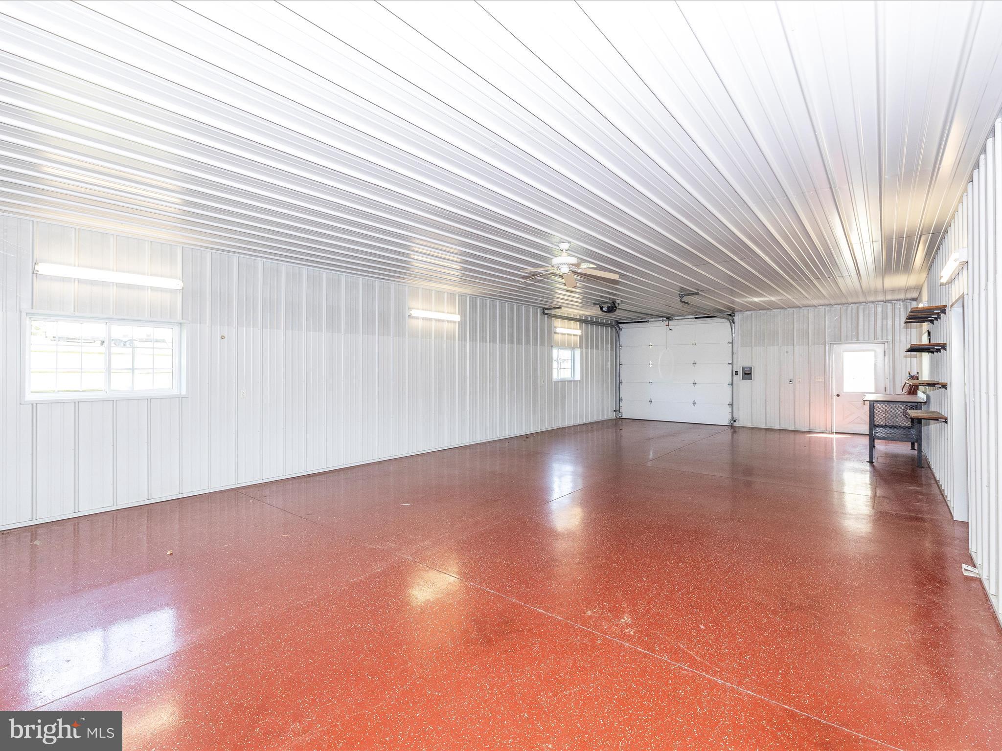 WISPERREN OAKS - Residential