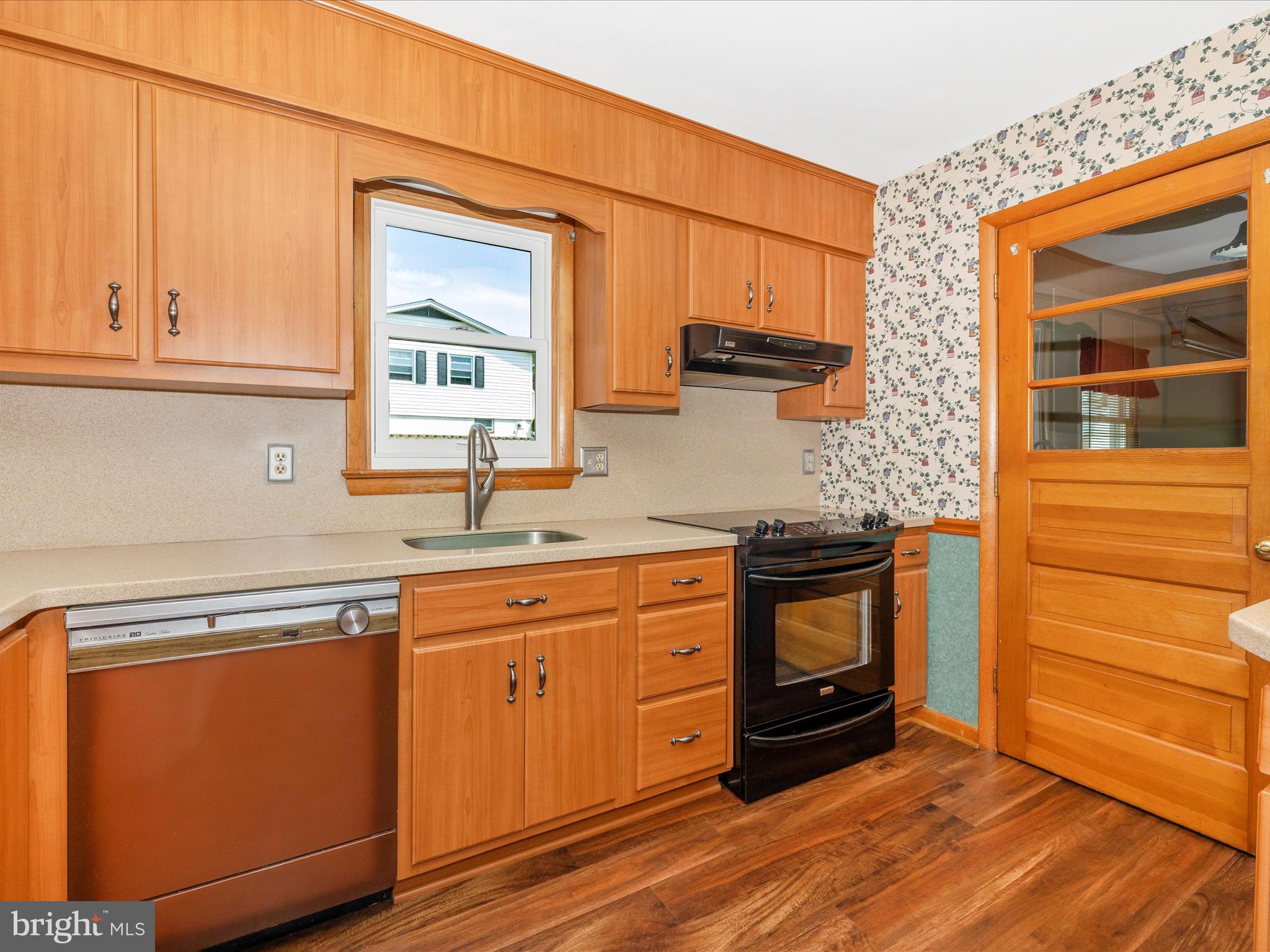 WISPERREN OAKS - Residential