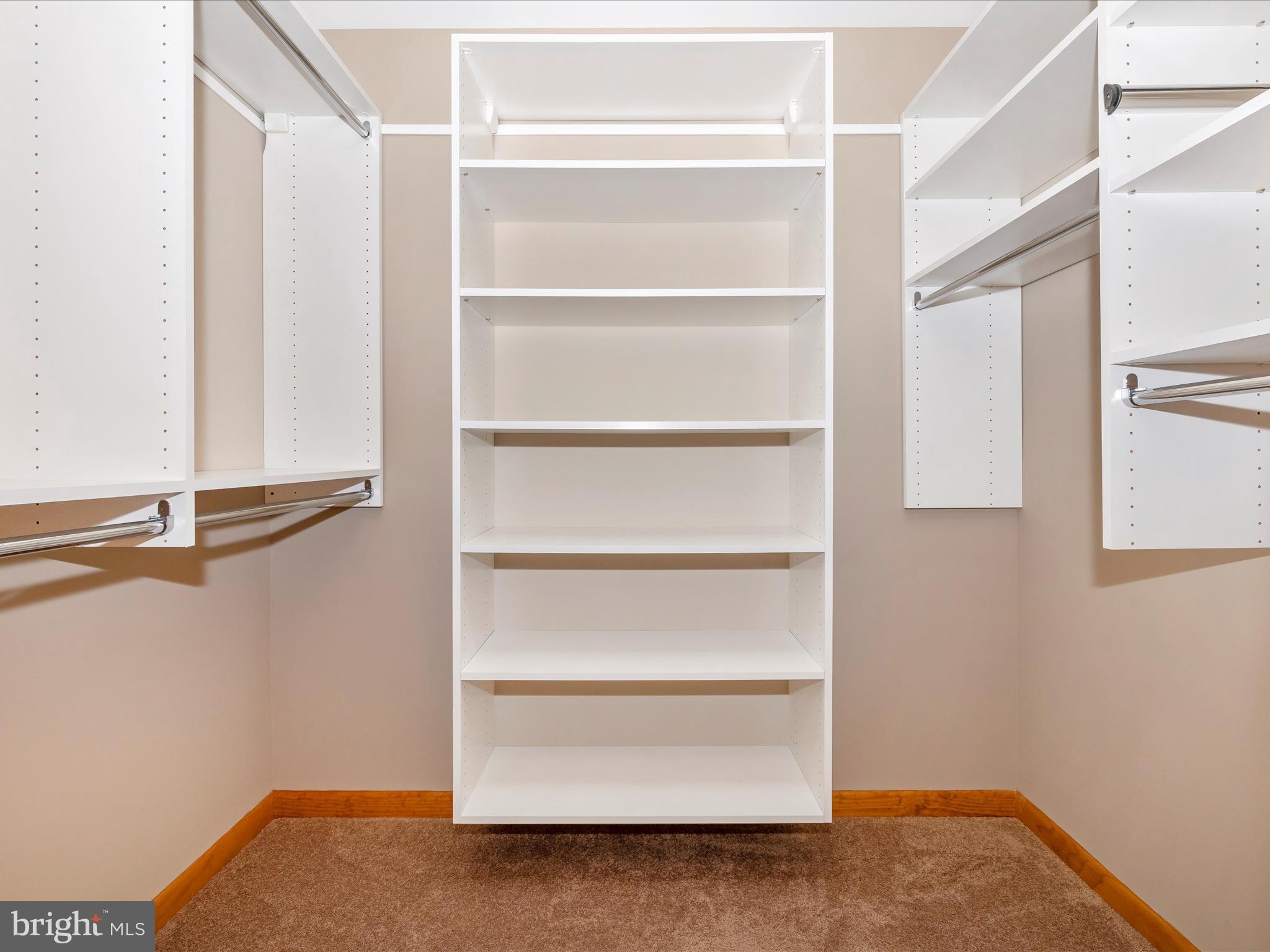 WISPERREN OAKS - Residential