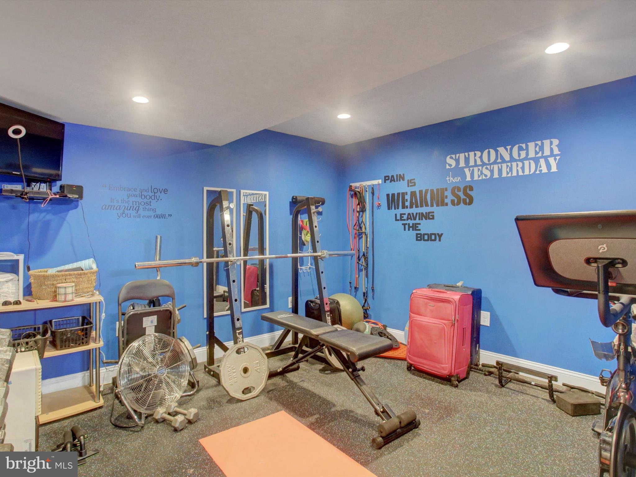 HERITAGE ESTATES WEST - Residential