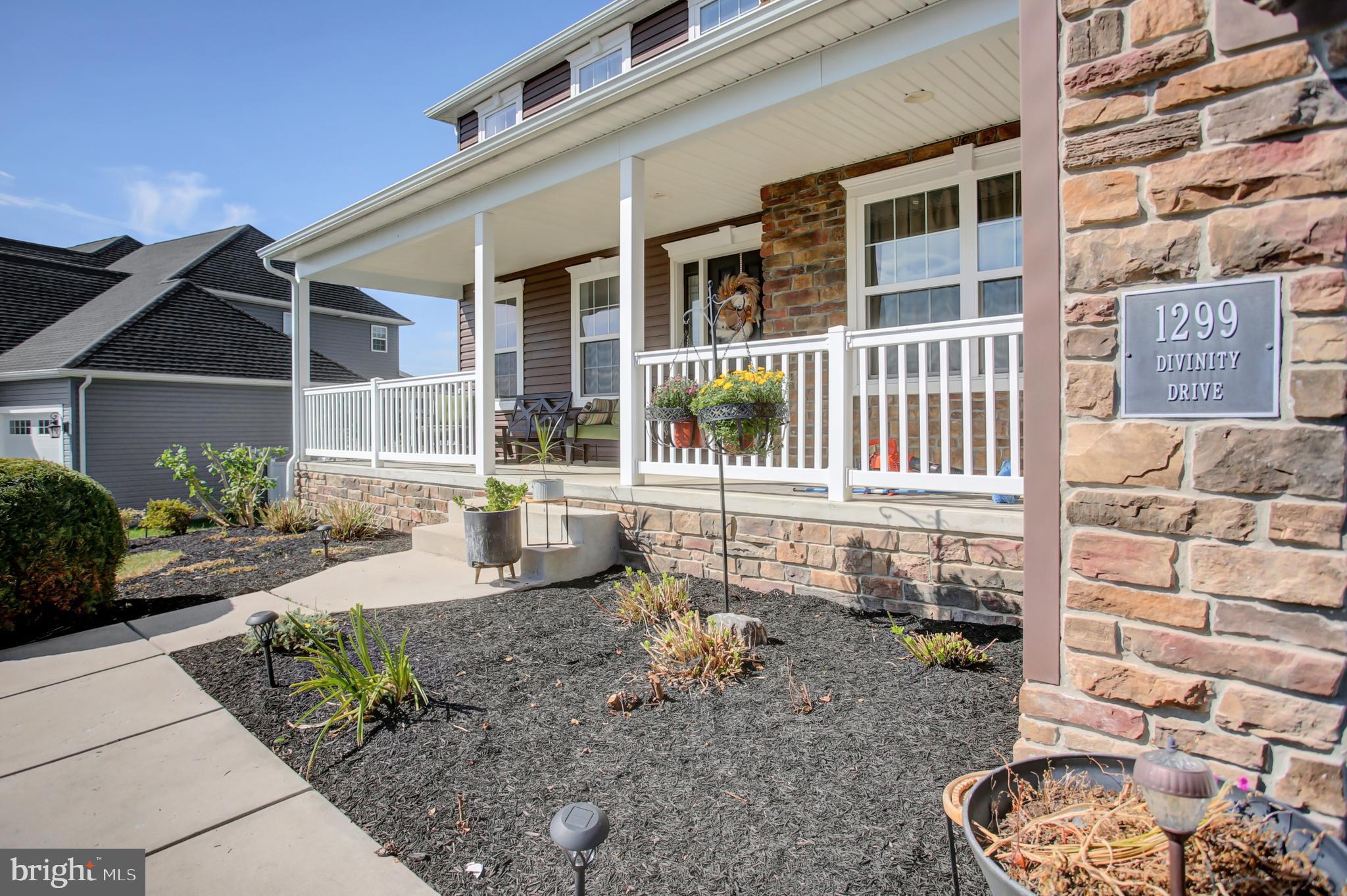 HERITAGE ESTATES WEST - Residential