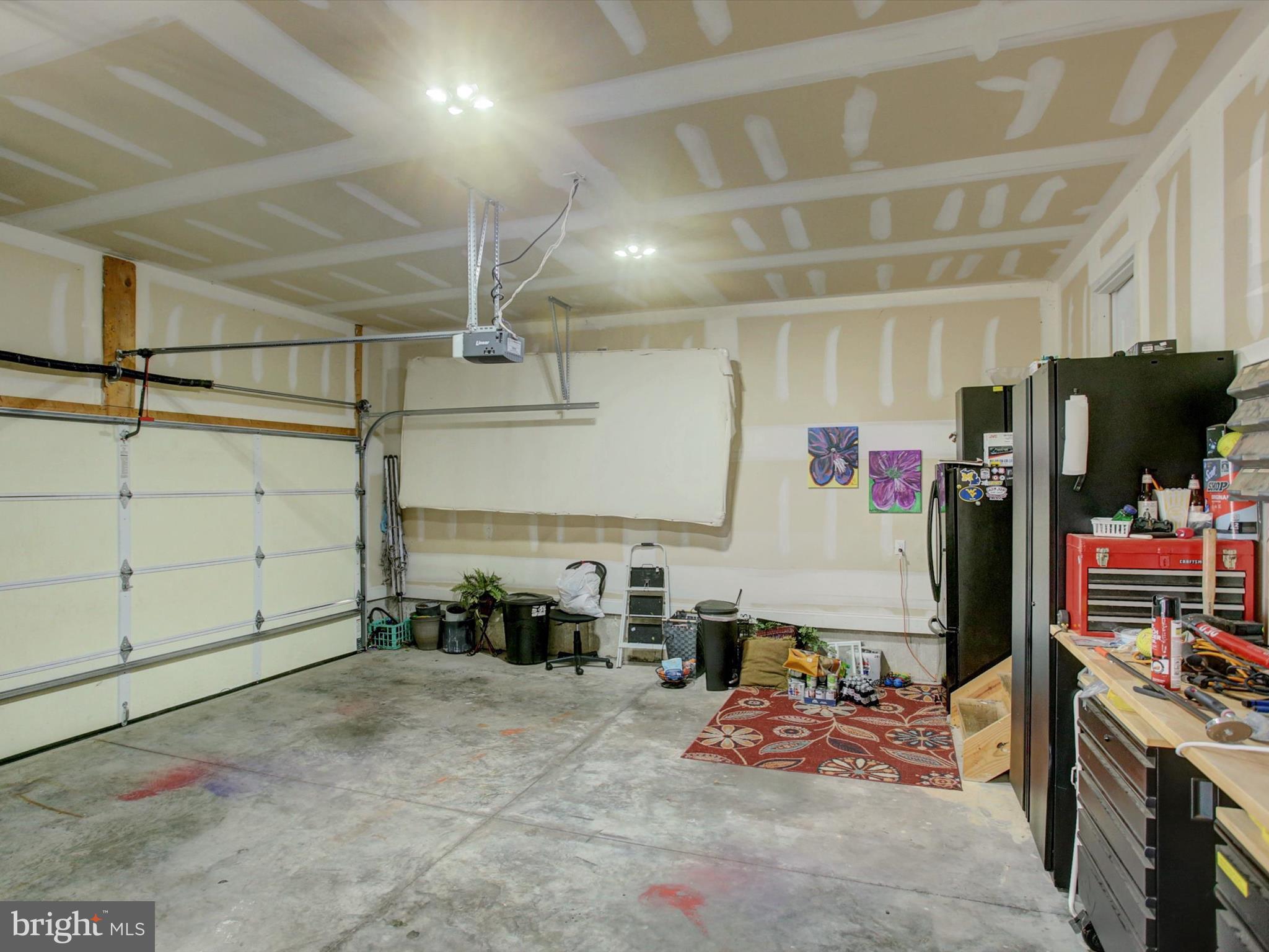 HERITAGE ESTATES WEST - Residential