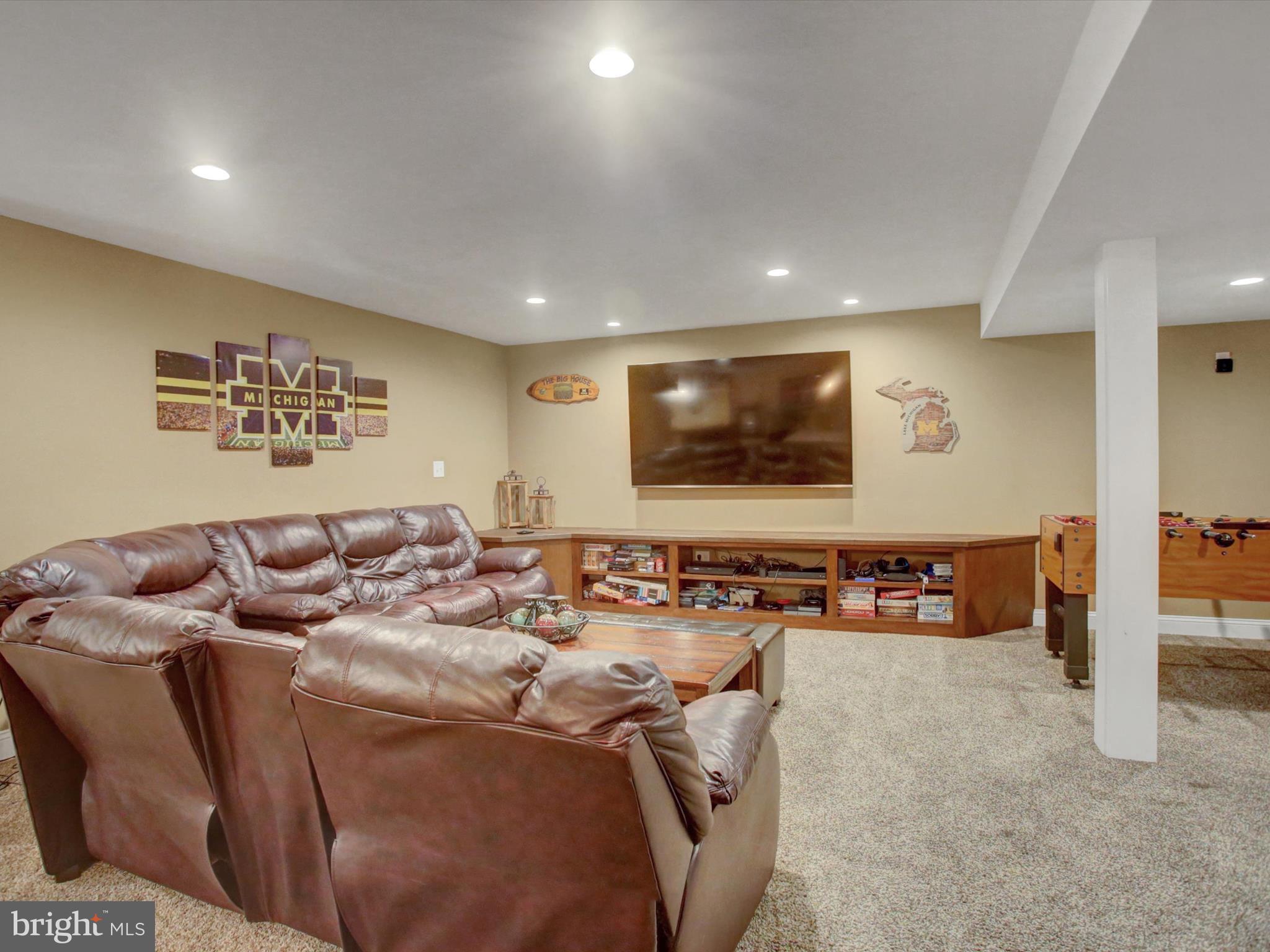 HERITAGE ESTATES WEST - Residential