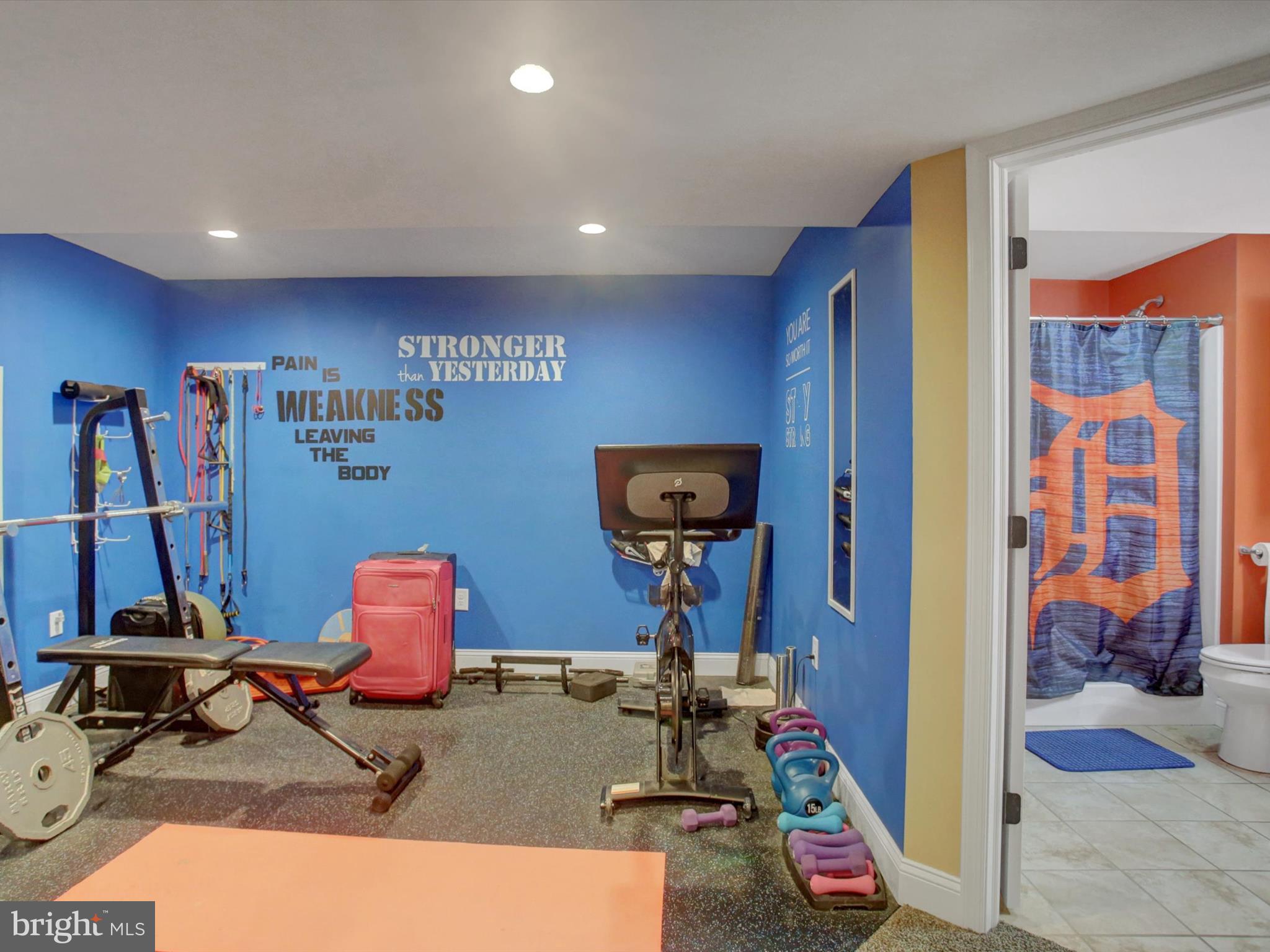 HERITAGE ESTATES WEST - Residential