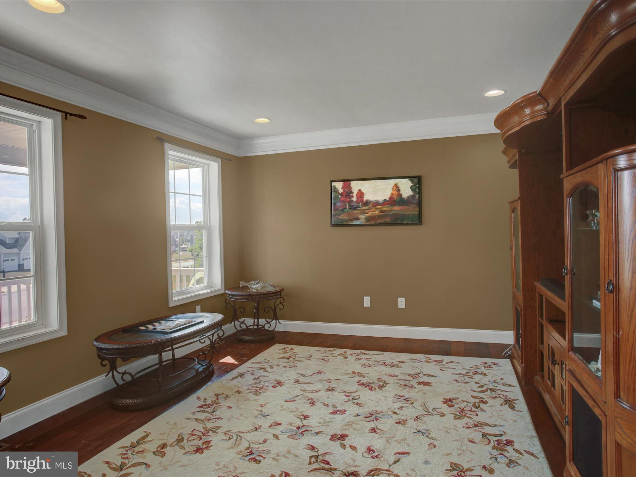 HERITAGE ESTATES WEST - Residential