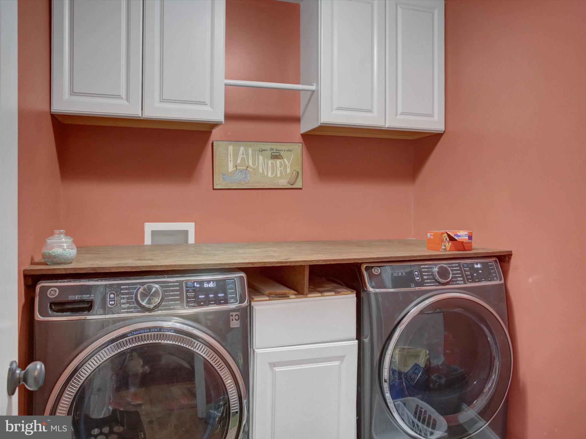 HERITAGE ESTATES WEST - Residential