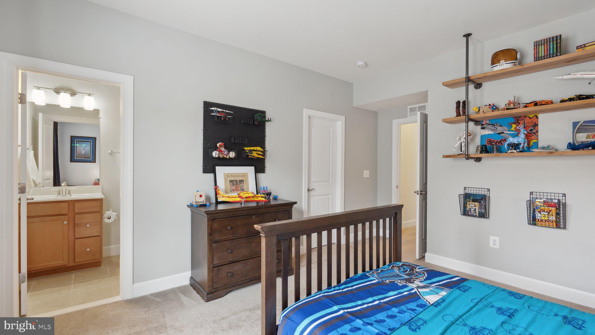 EMBREY MILL - Residential