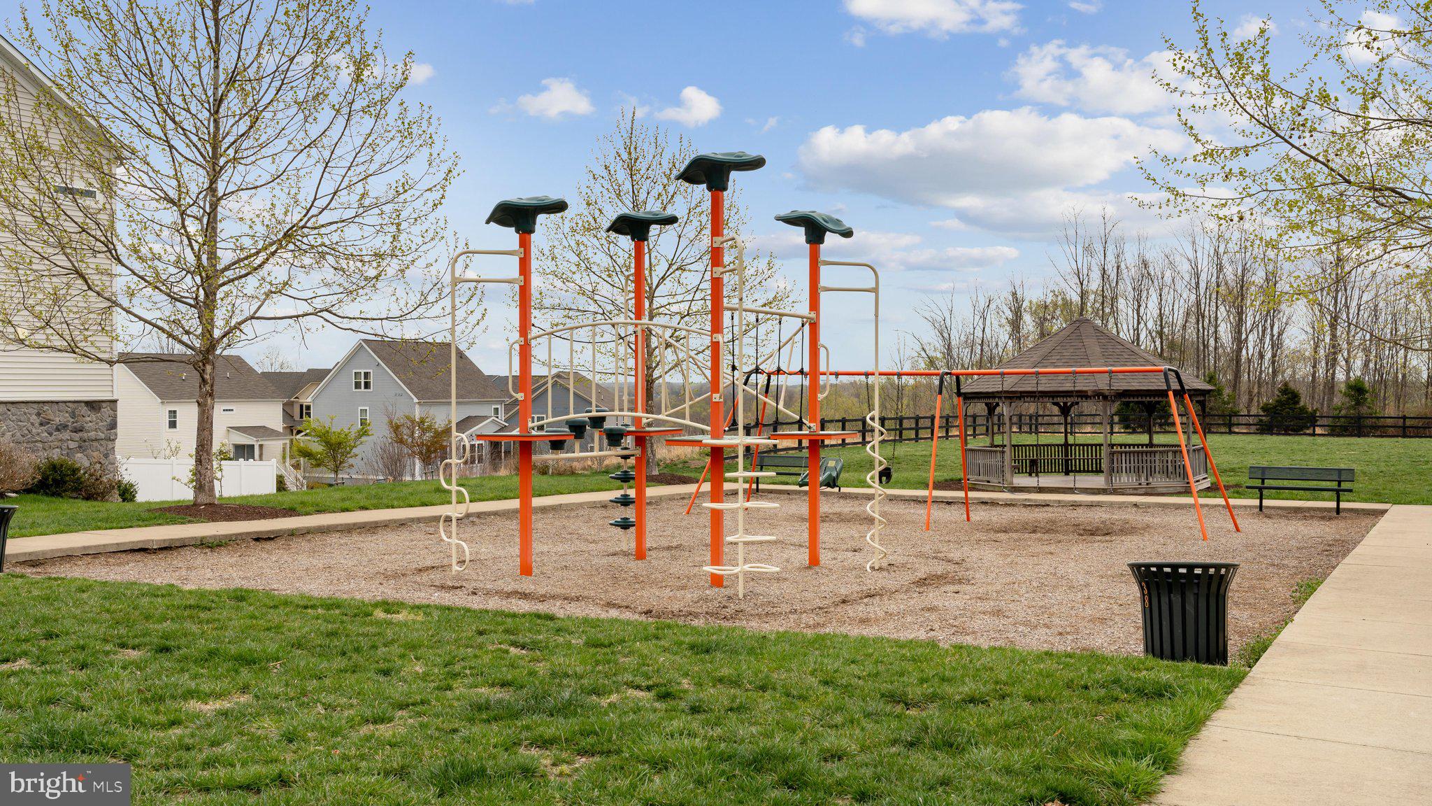 EMBREY MILL - Residential