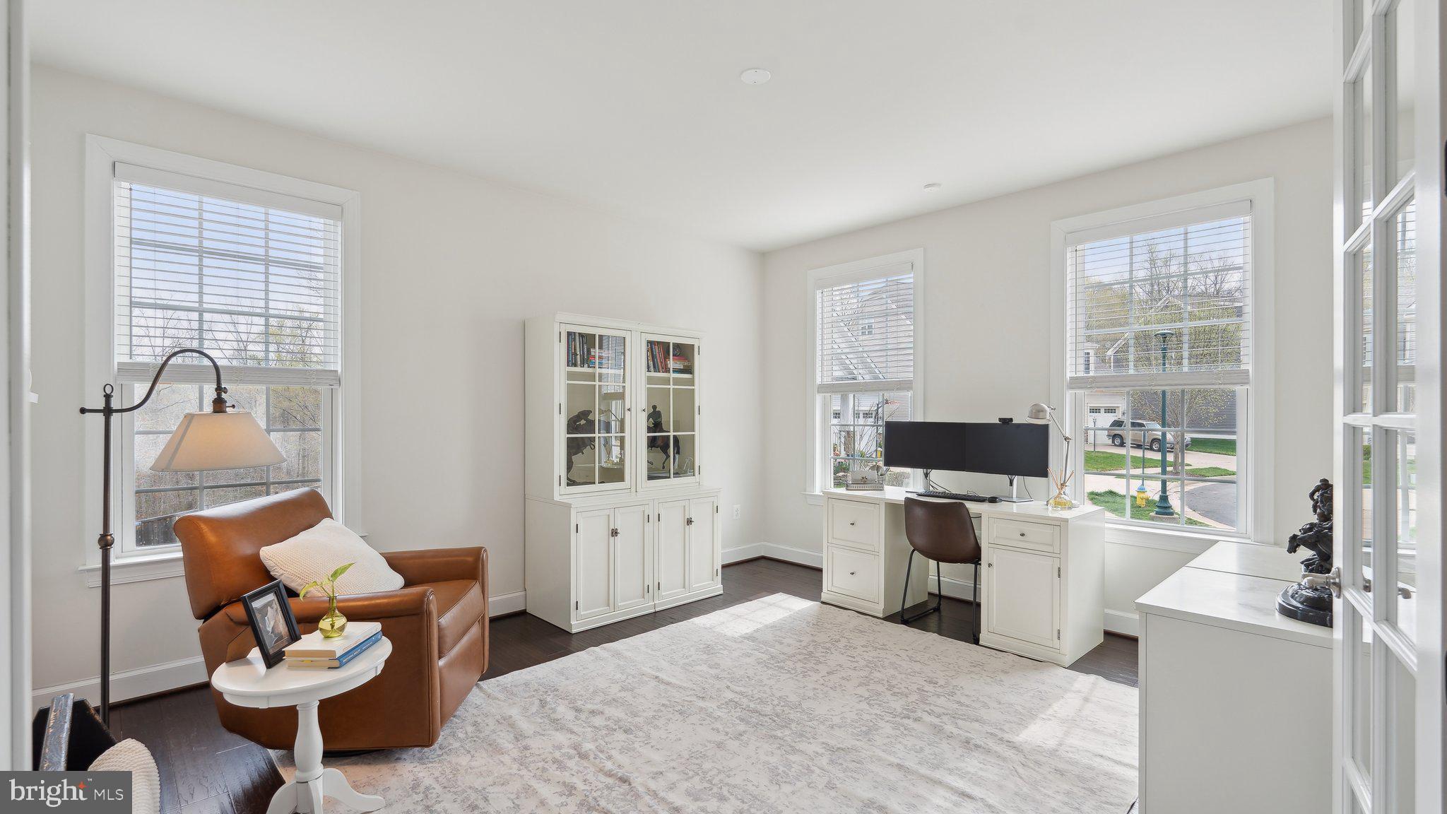 EMBREY MILL - Residential