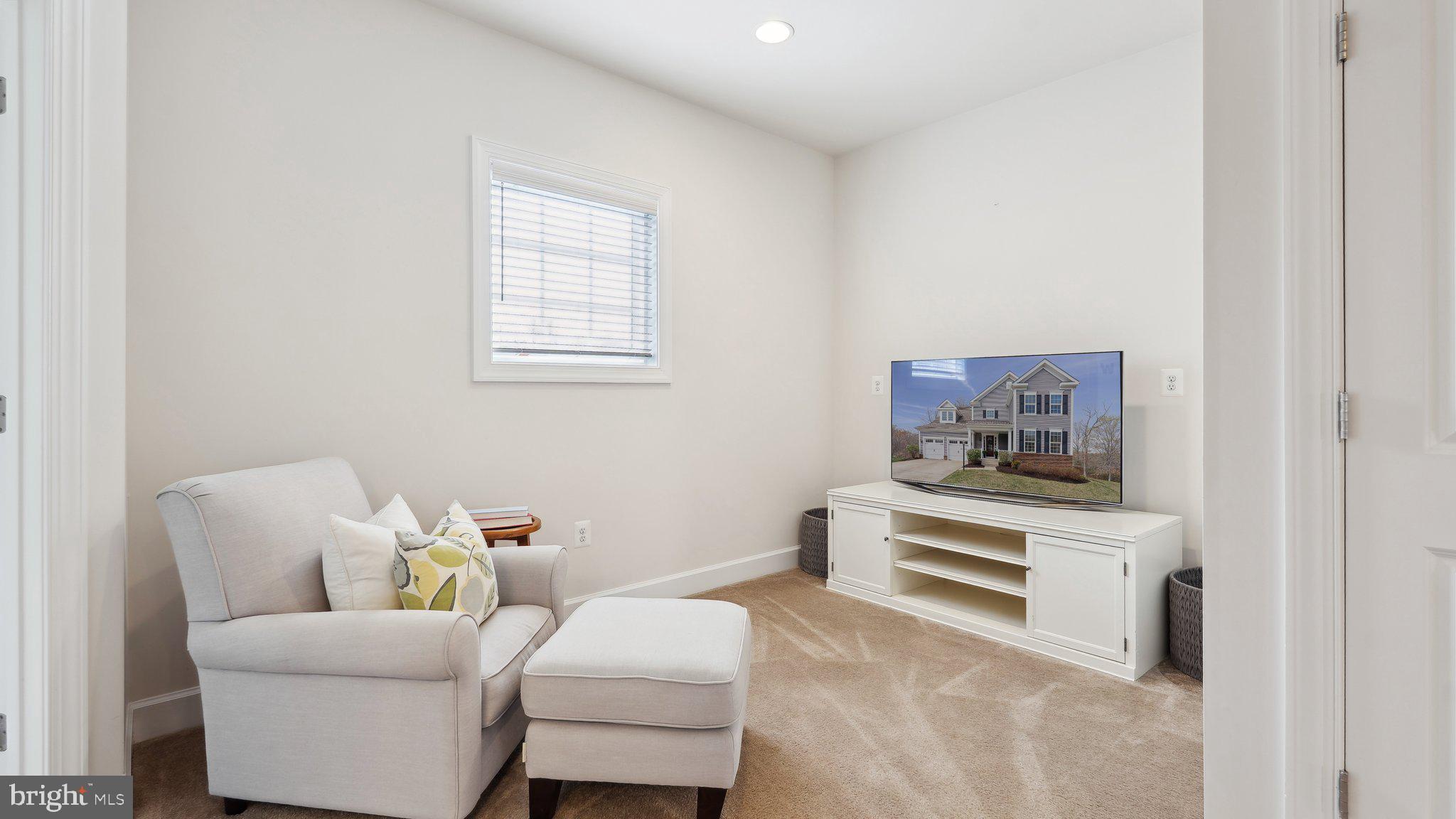 EMBREY MILL - Residential