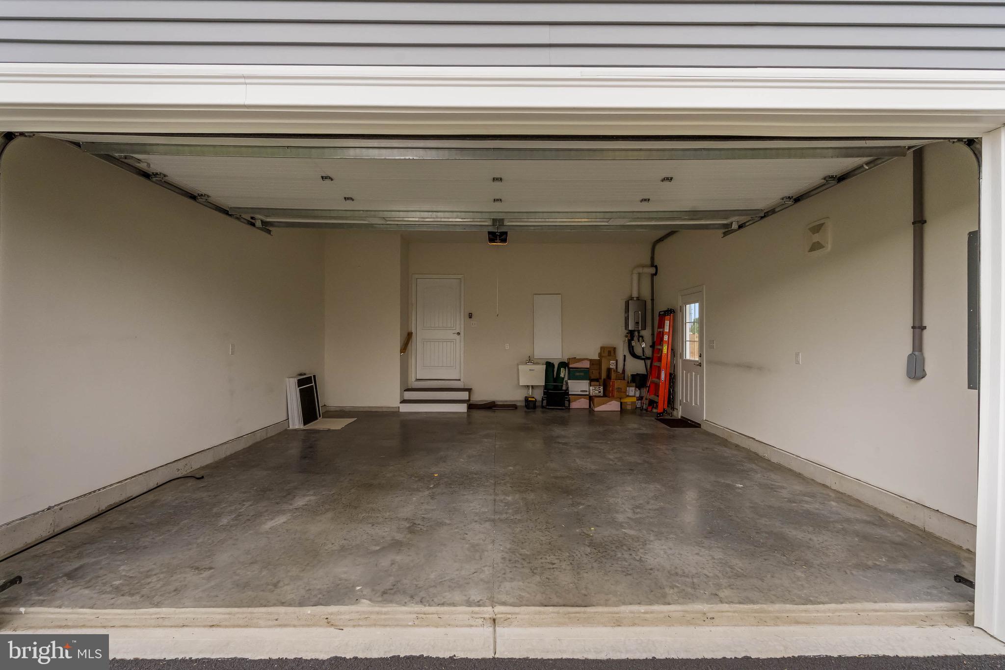 INDEPENDENCE - Residential