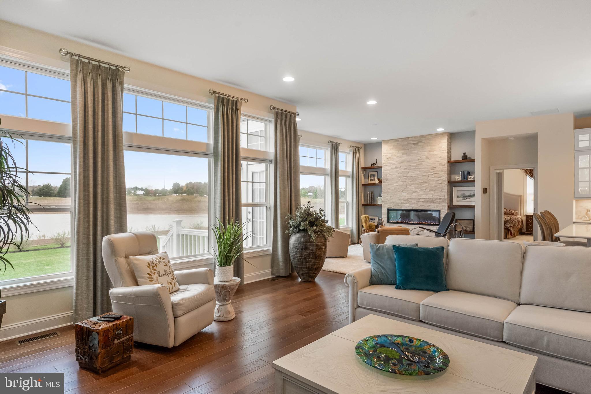 INDEPENDENCE - Residential