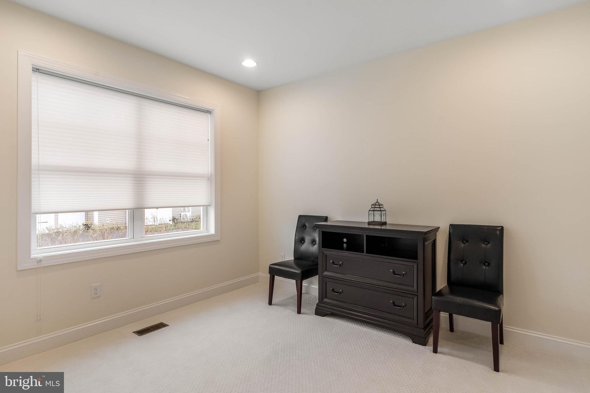 INDEPENDENCE - Residential