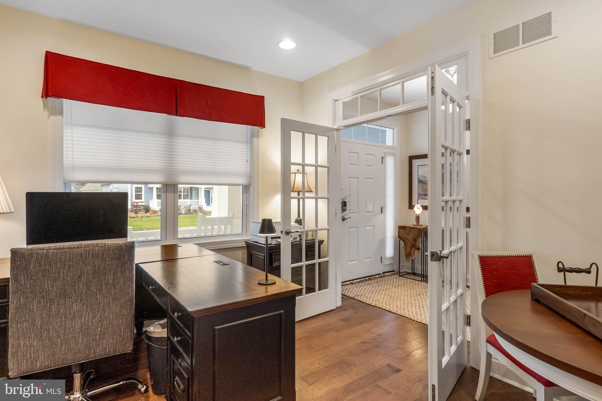 INDEPENDENCE - Residential