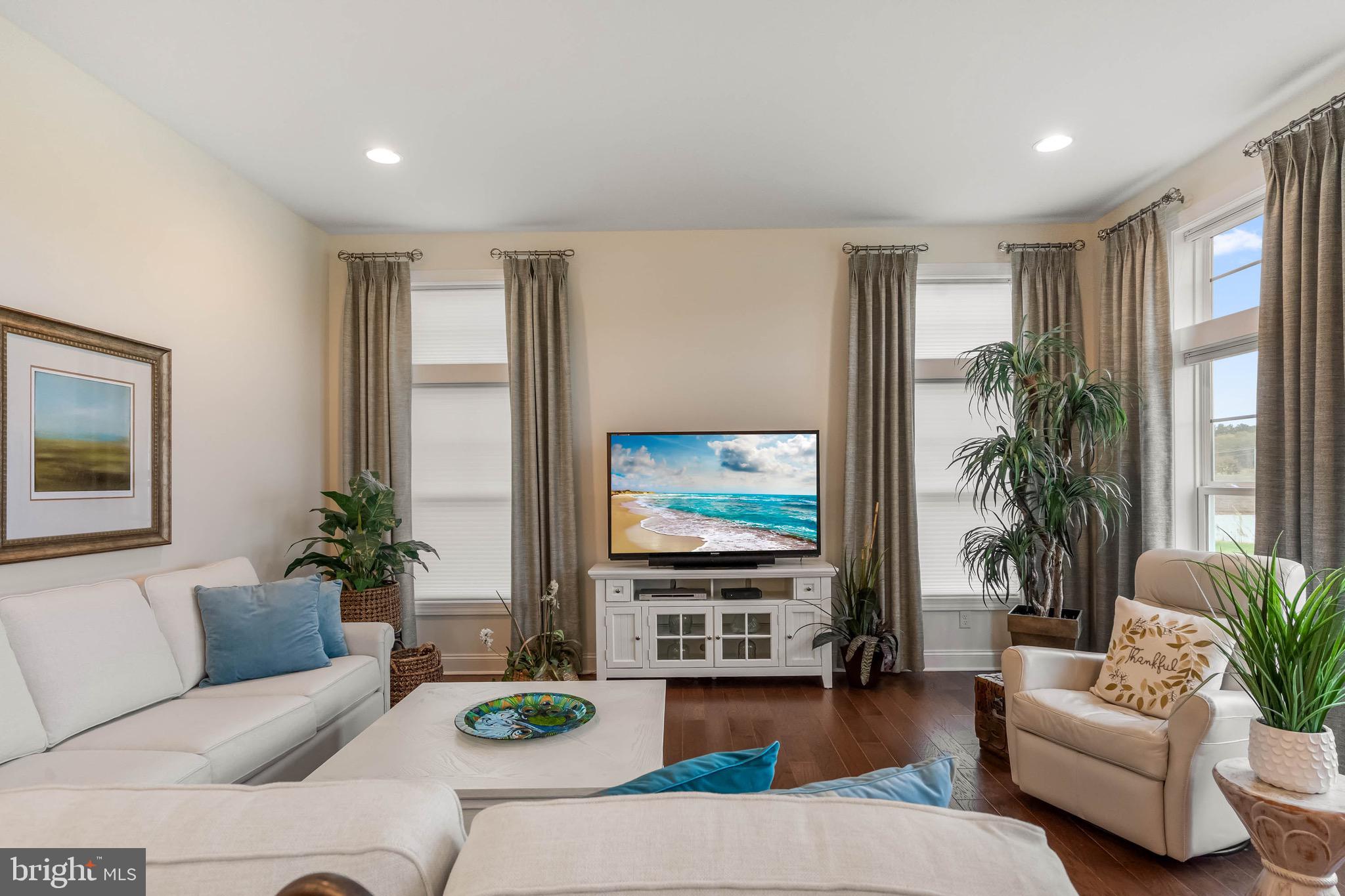 INDEPENDENCE - Residential