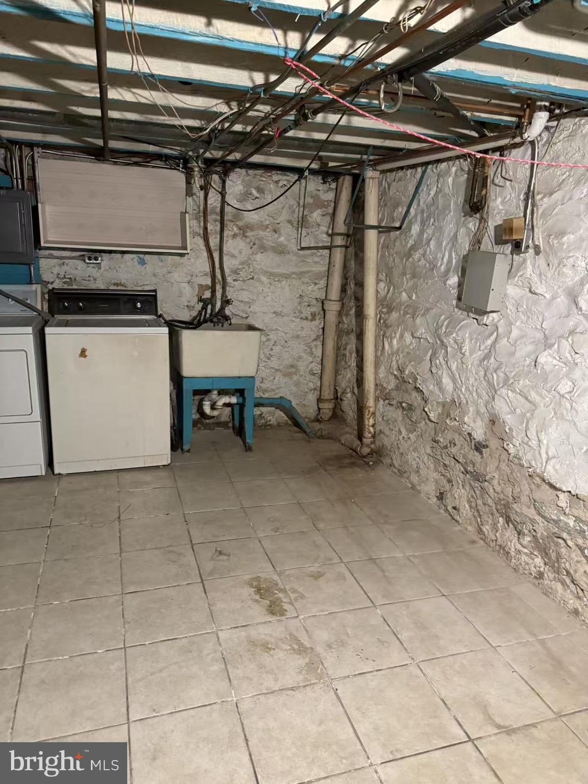 HIGHLANDTOWN - Residential