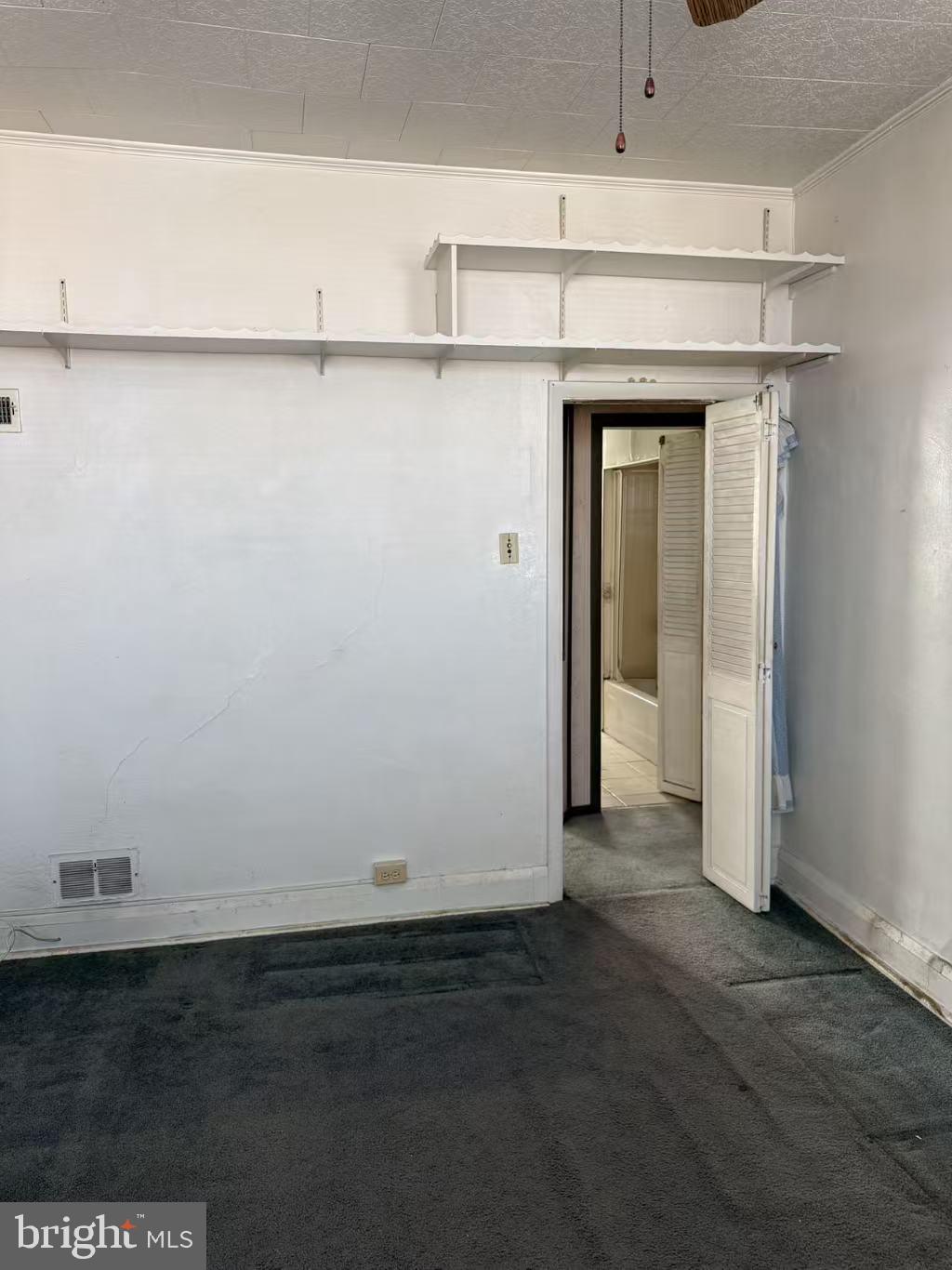 HIGHLANDTOWN - Residential