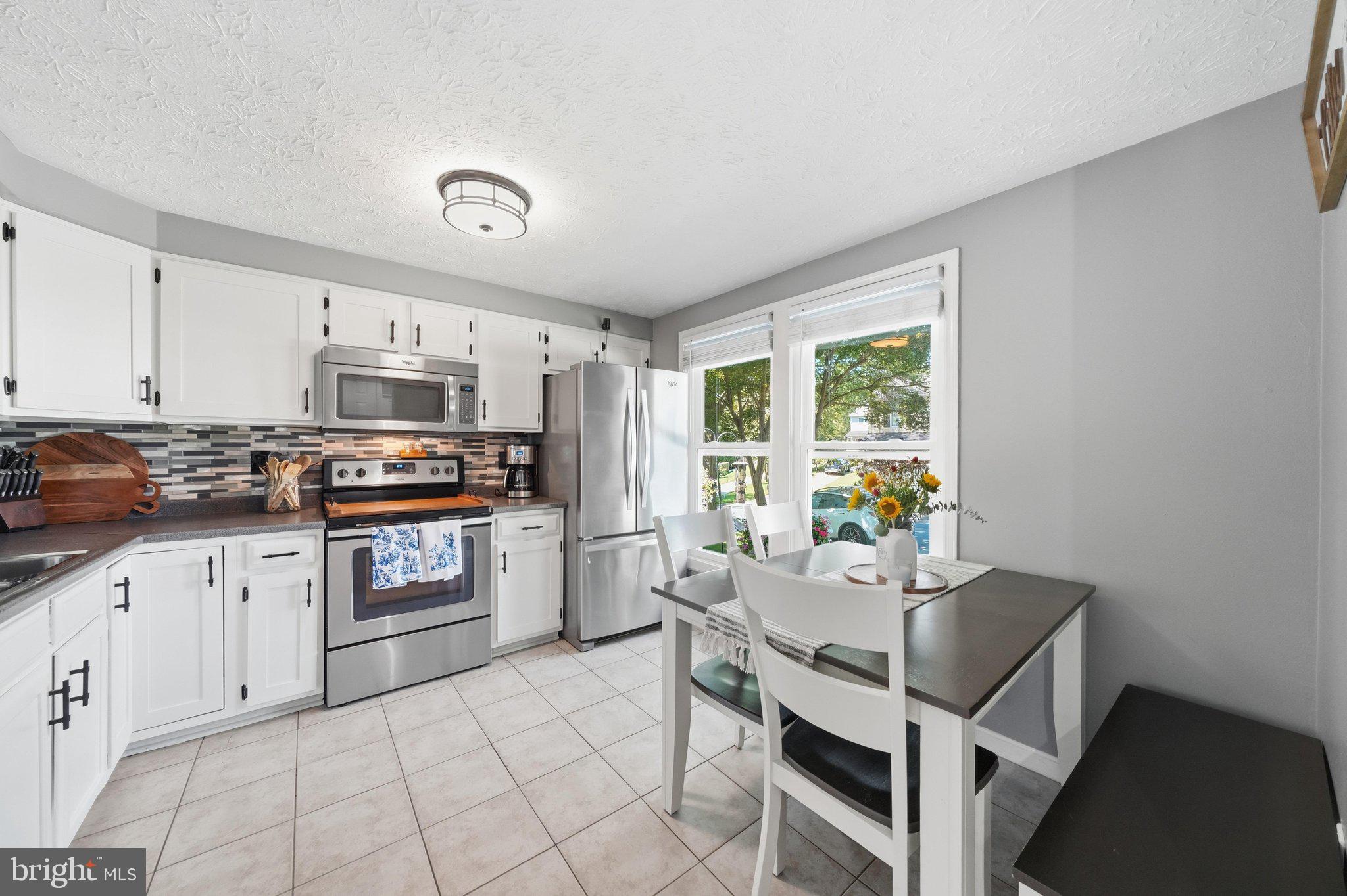 7402 TARFSIDE LANE
