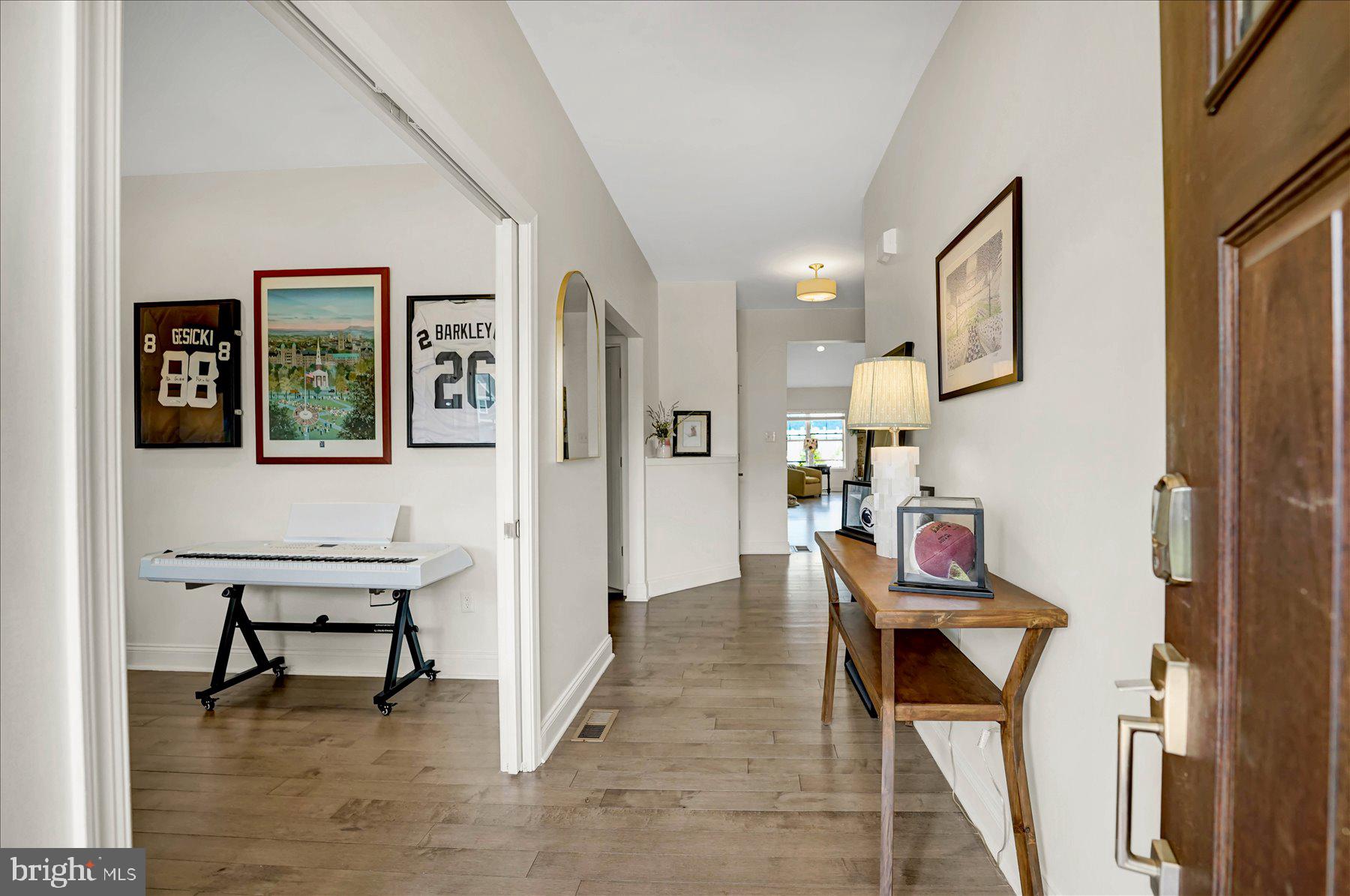 121 AEROPOINTE LANE