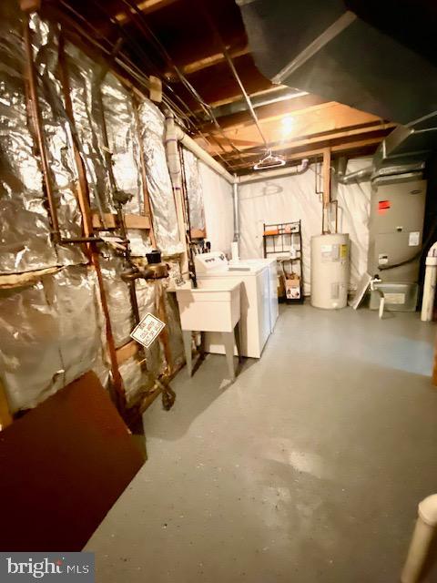 SADDLE CREEK - Residential Lease