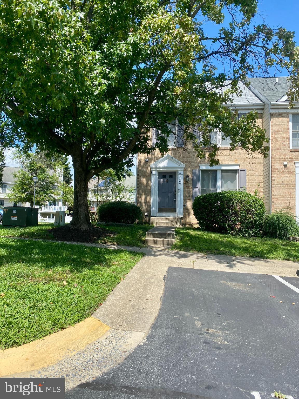 SADDLE CREEK - Residential Lease