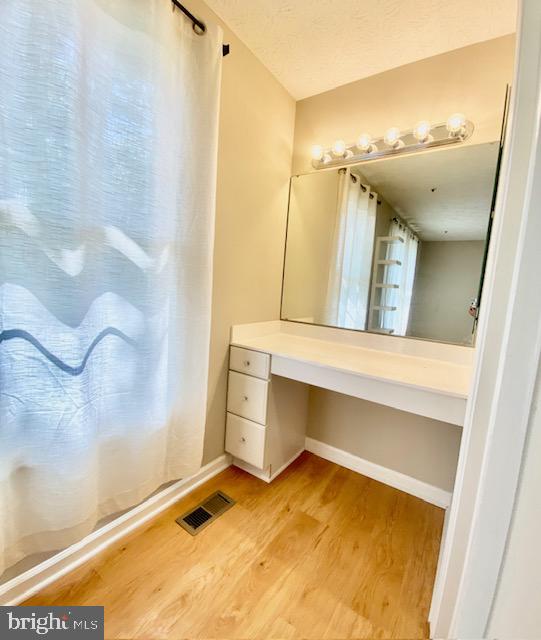 SADDLE CREEK - Residential Lease