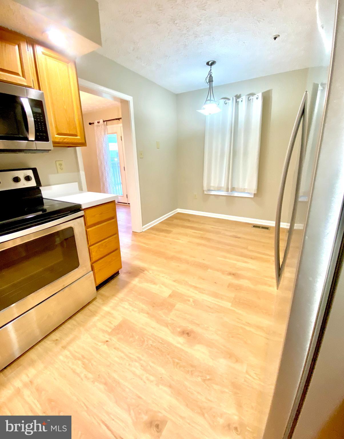 SADDLE CREEK - Residential Lease