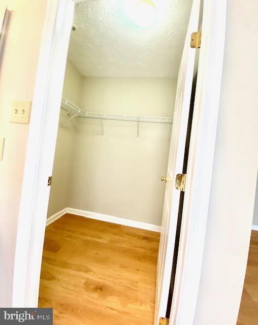 SADDLE CREEK - Residential Lease