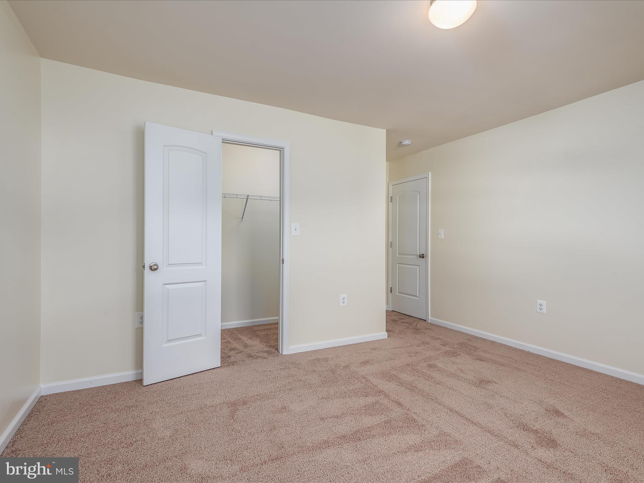 BROOKFIELD - Residential