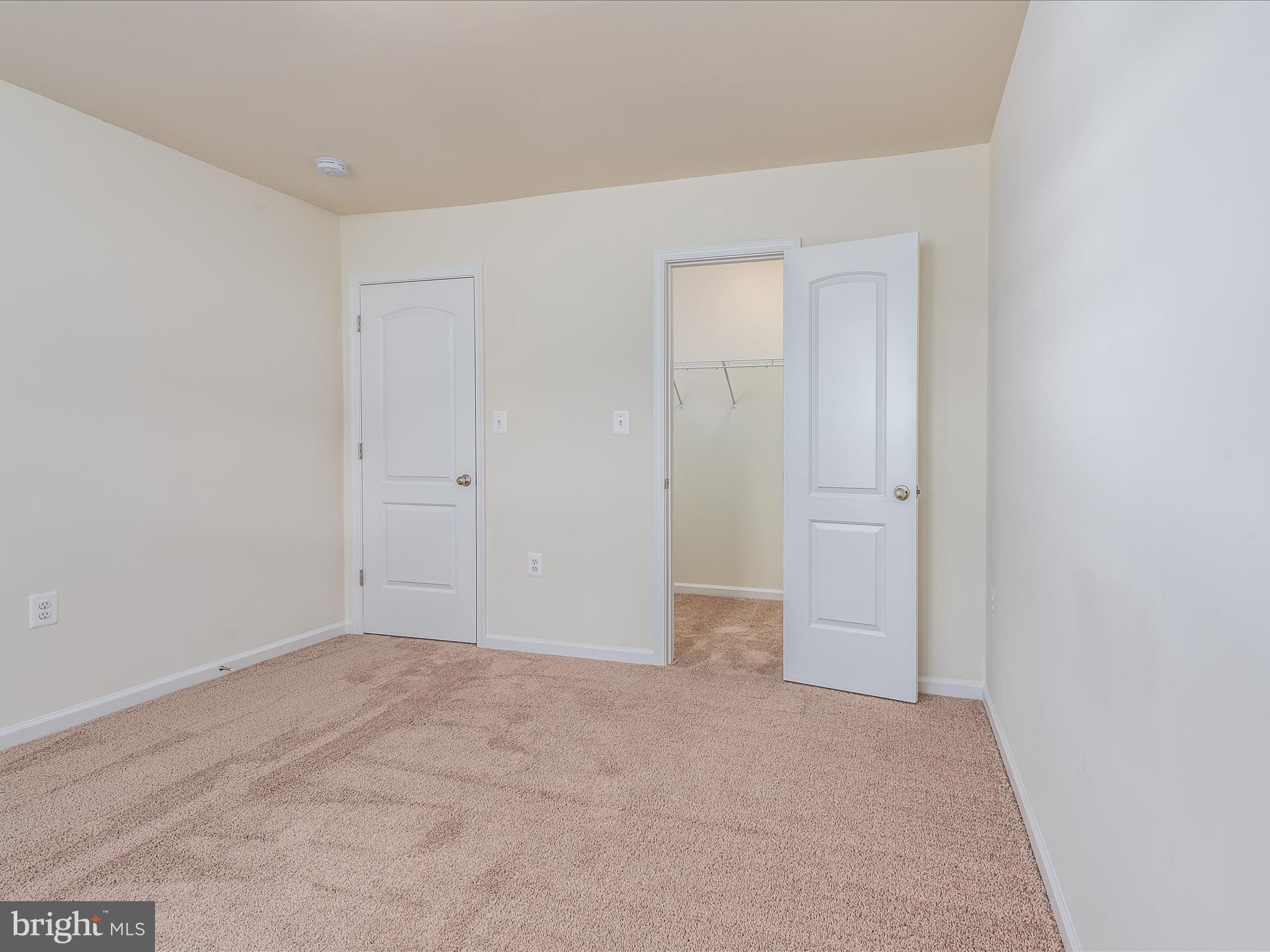 BROOKFIELD - Residential