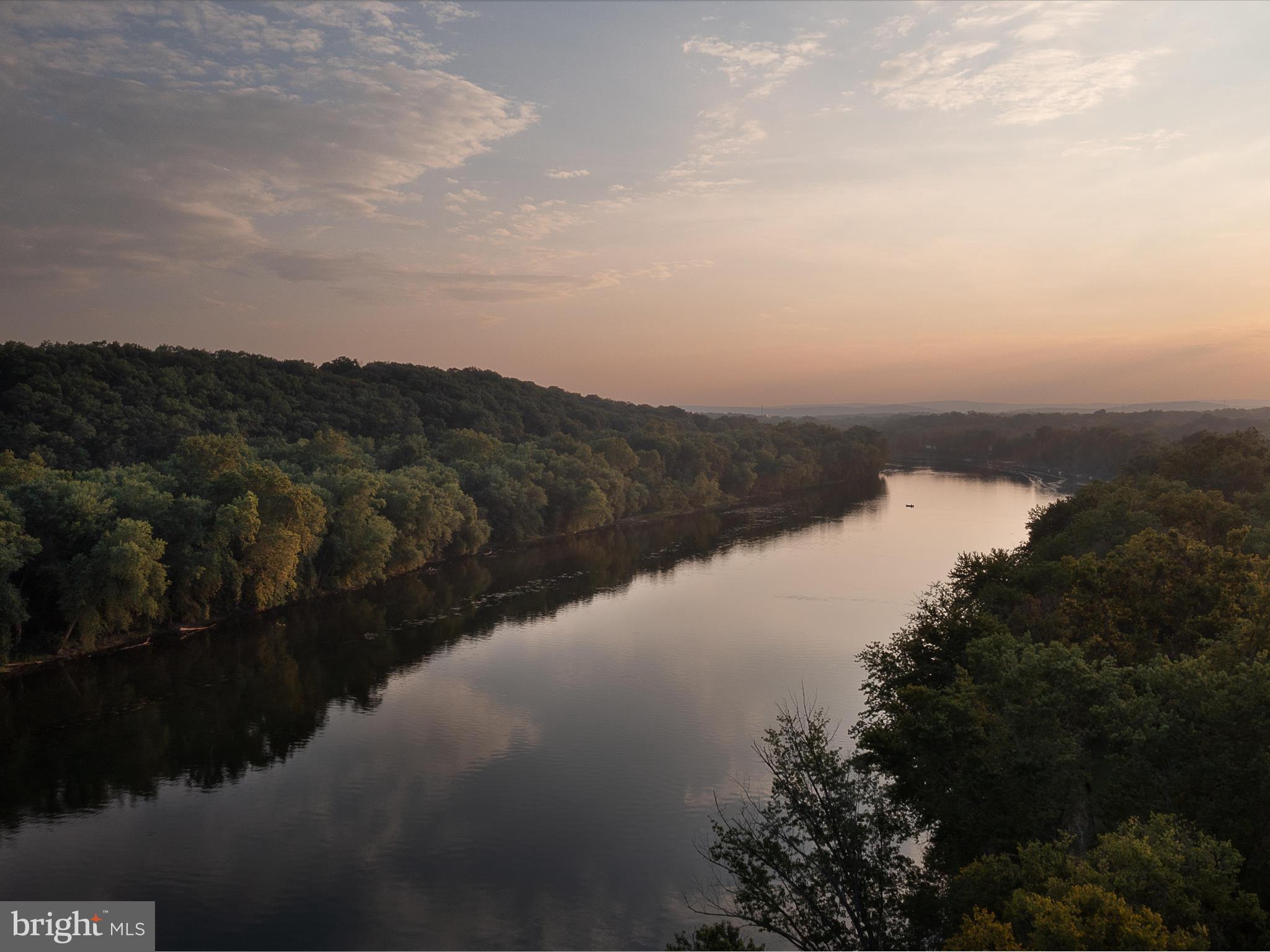 BROOKFIELD - Residential