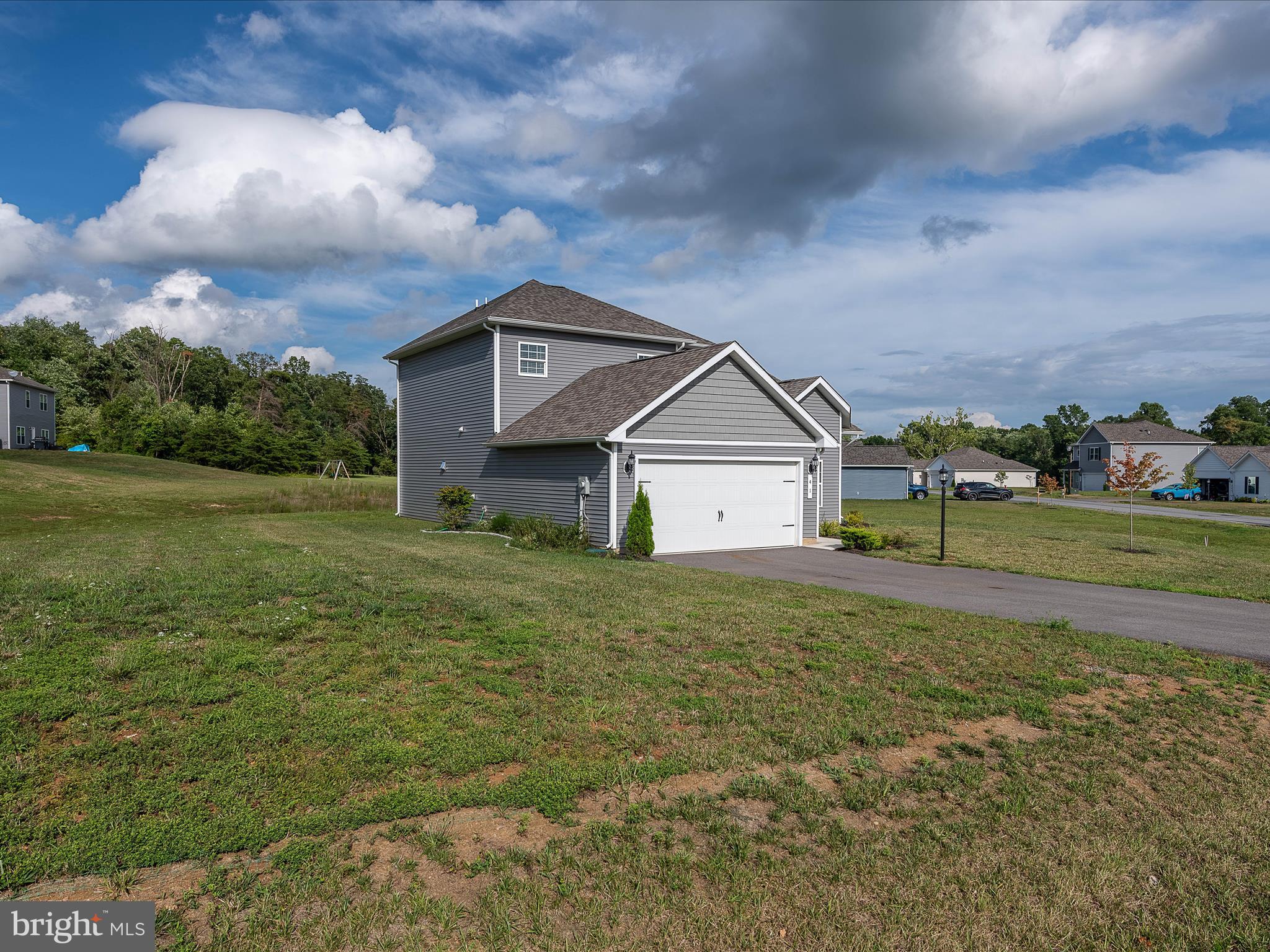 BROOKFIELD - Residential