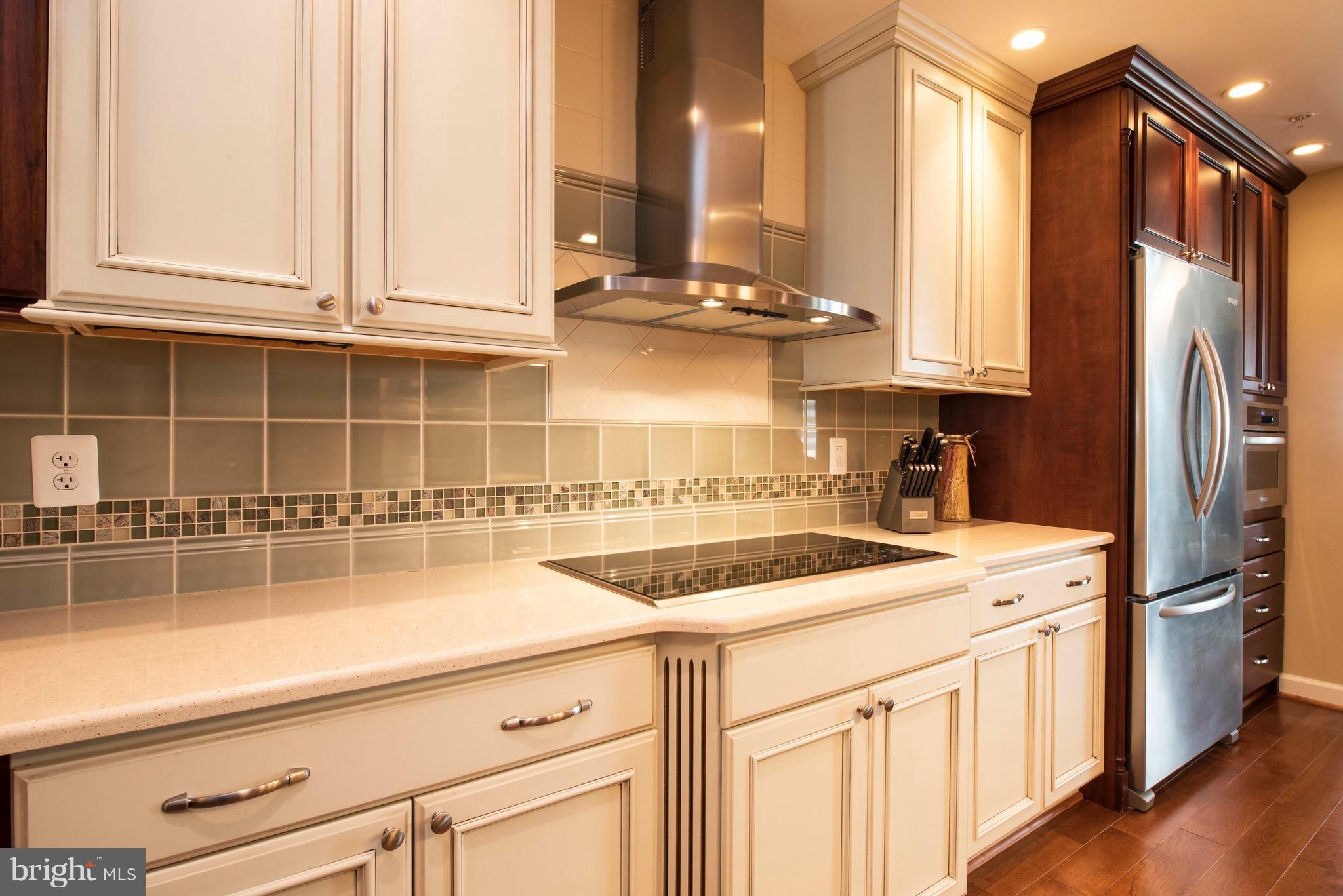 THE HAMLETS AT SOUTH RIVER COLONY - Residential