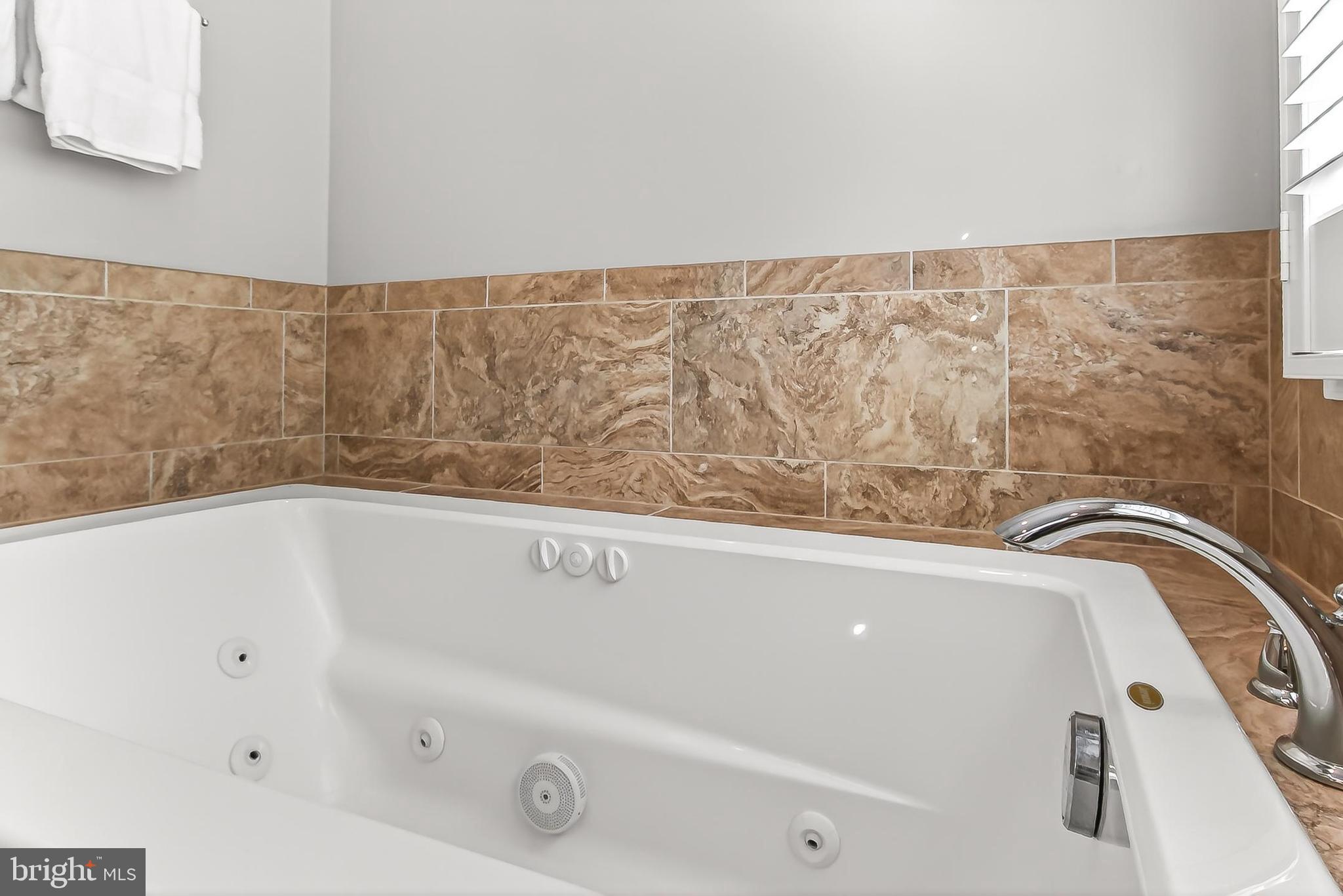 WELTMAN ESTATES - Residential