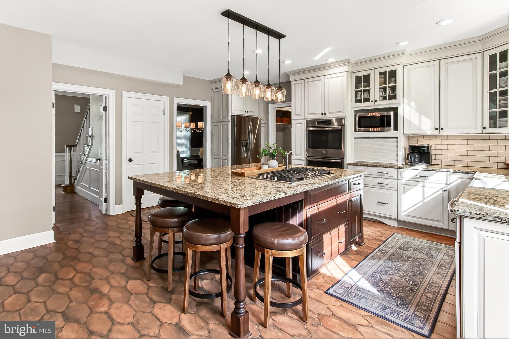 WELTMAN ESTATES - Residential