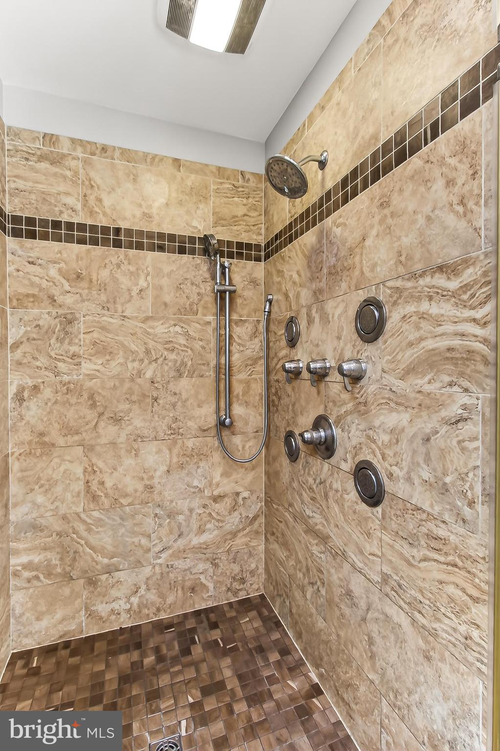 WELTMAN ESTATES - Residential