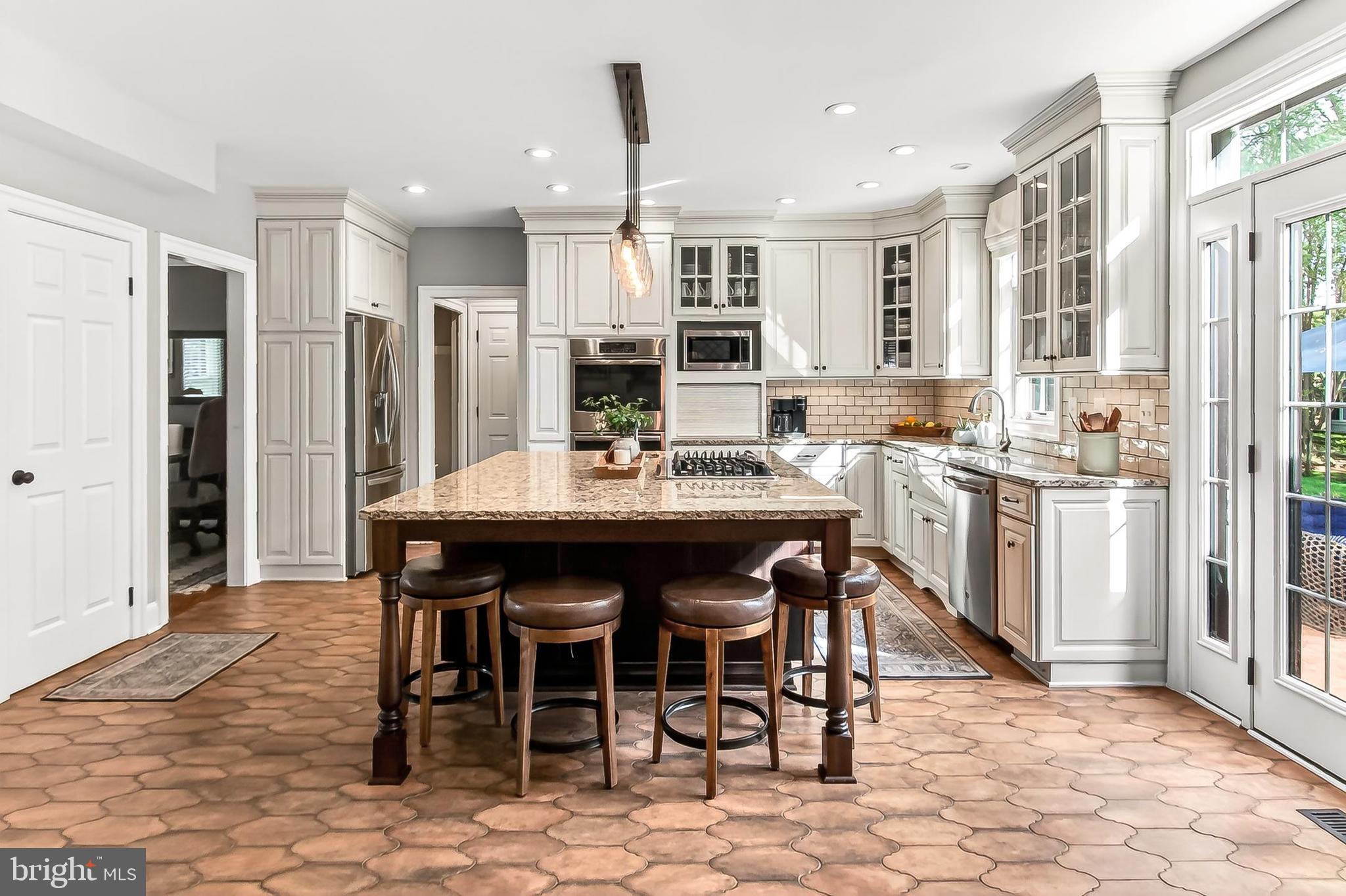 WELTMAN ESTATES - Residential