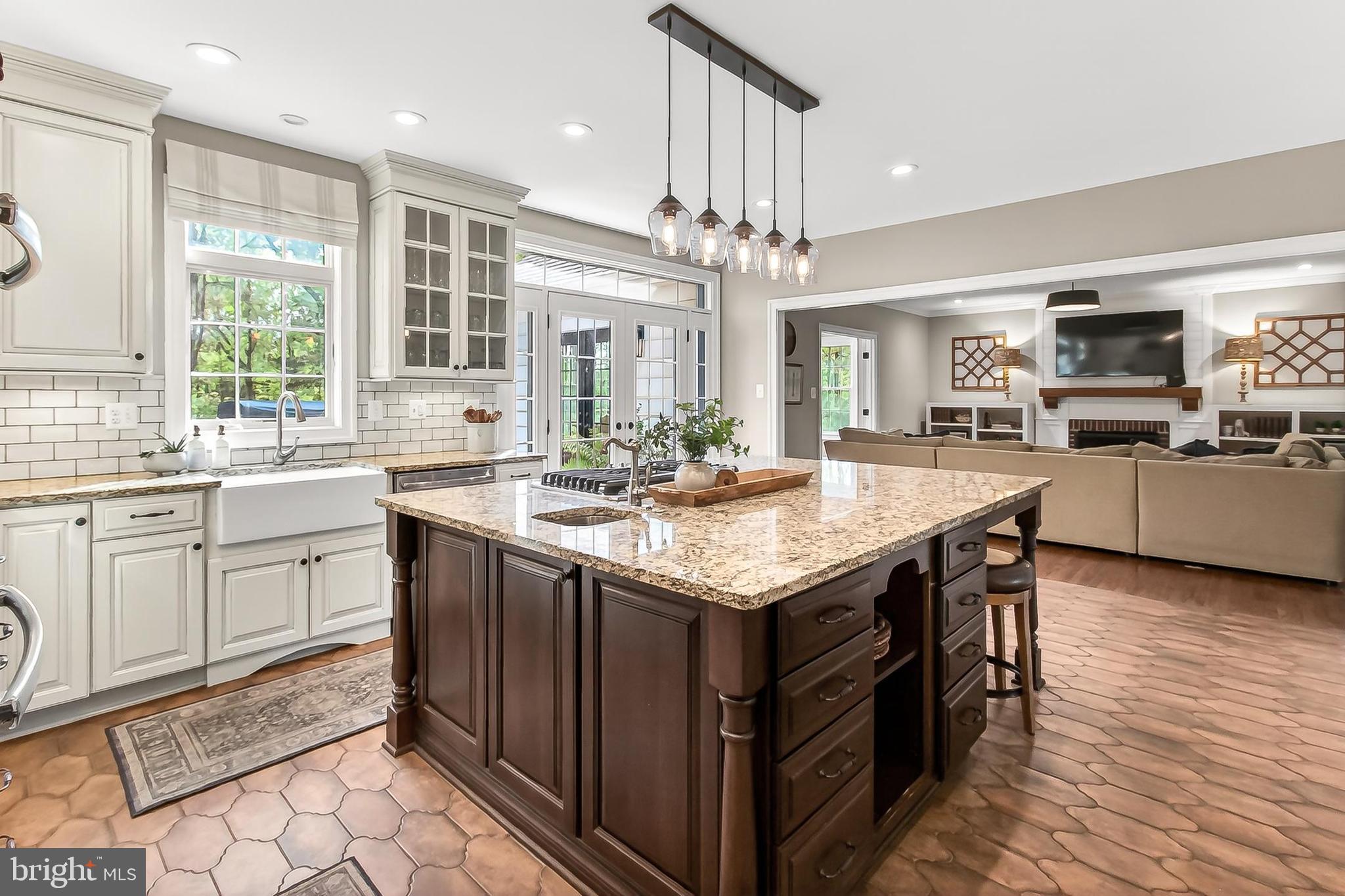 WELTMAN ESTATES - Residential