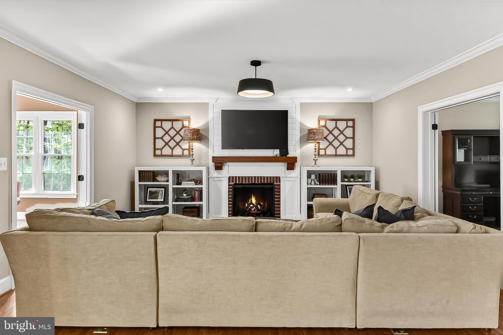 WELTMAN ESTATES - Residential