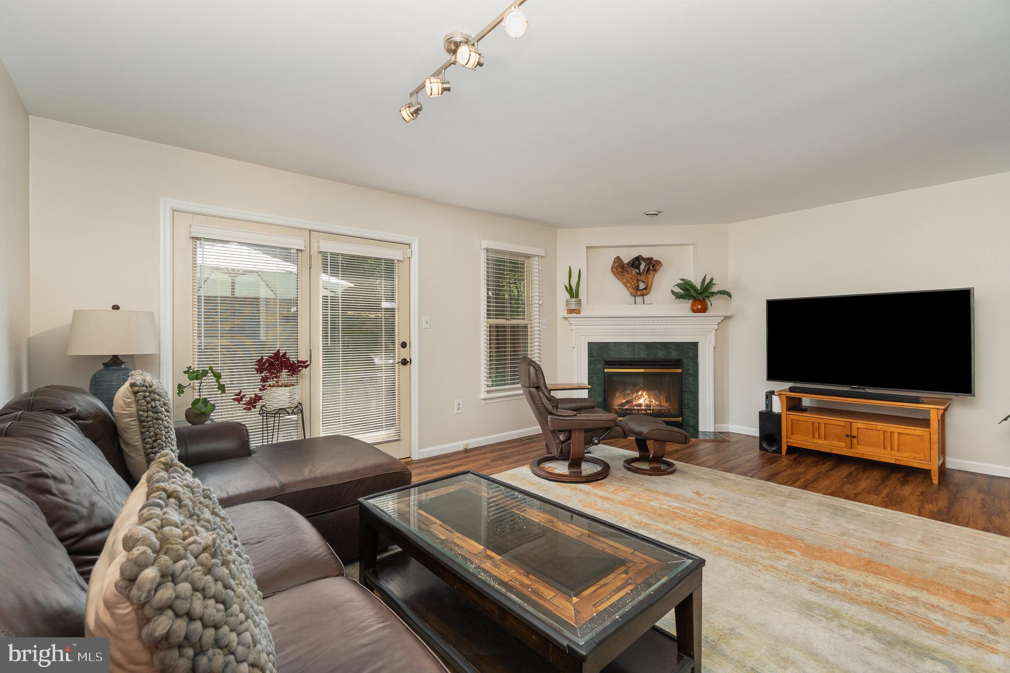 MALLARD LANDING - Residential