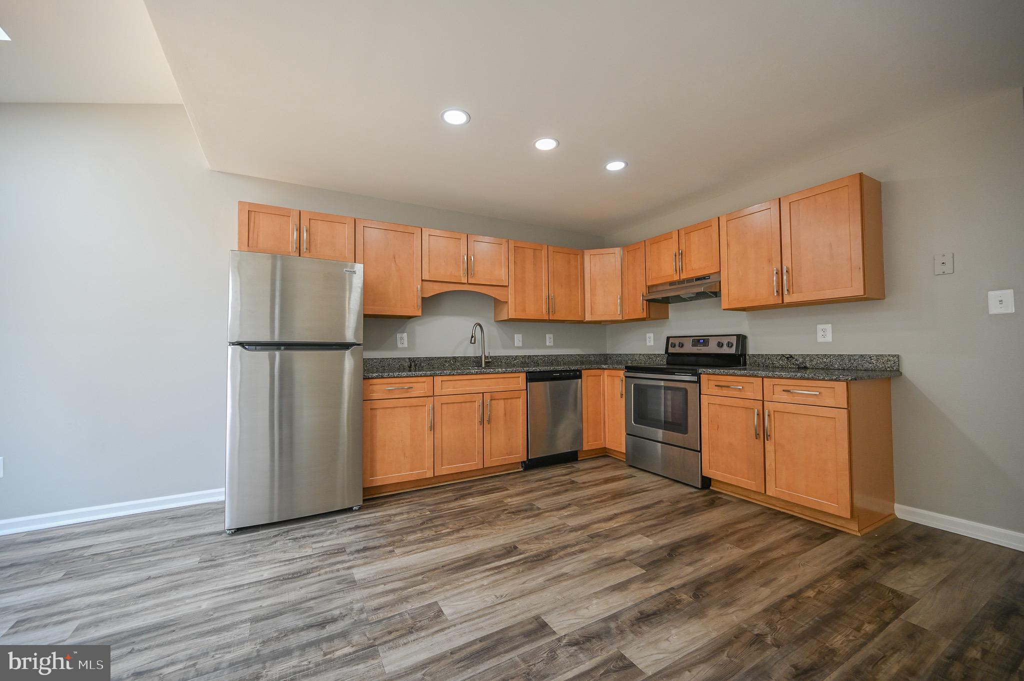 TOWNES OF ASHLEIGH - Residential Lease